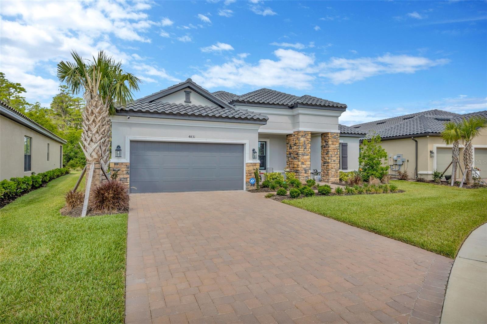 Listing photo id 0 for 4831 Rosatti Road