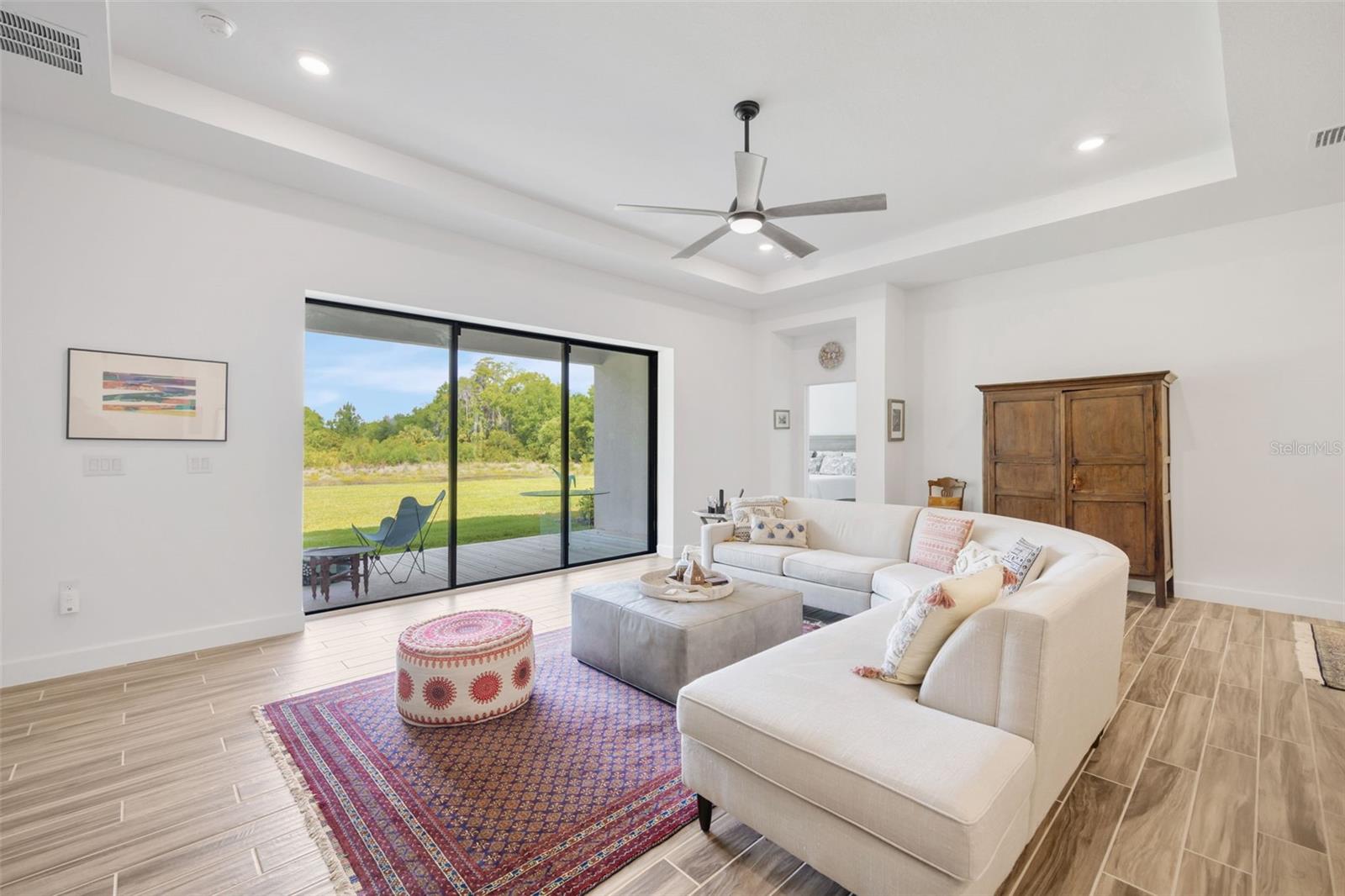 Listing photo id 21 for 4831 Rosatti Road