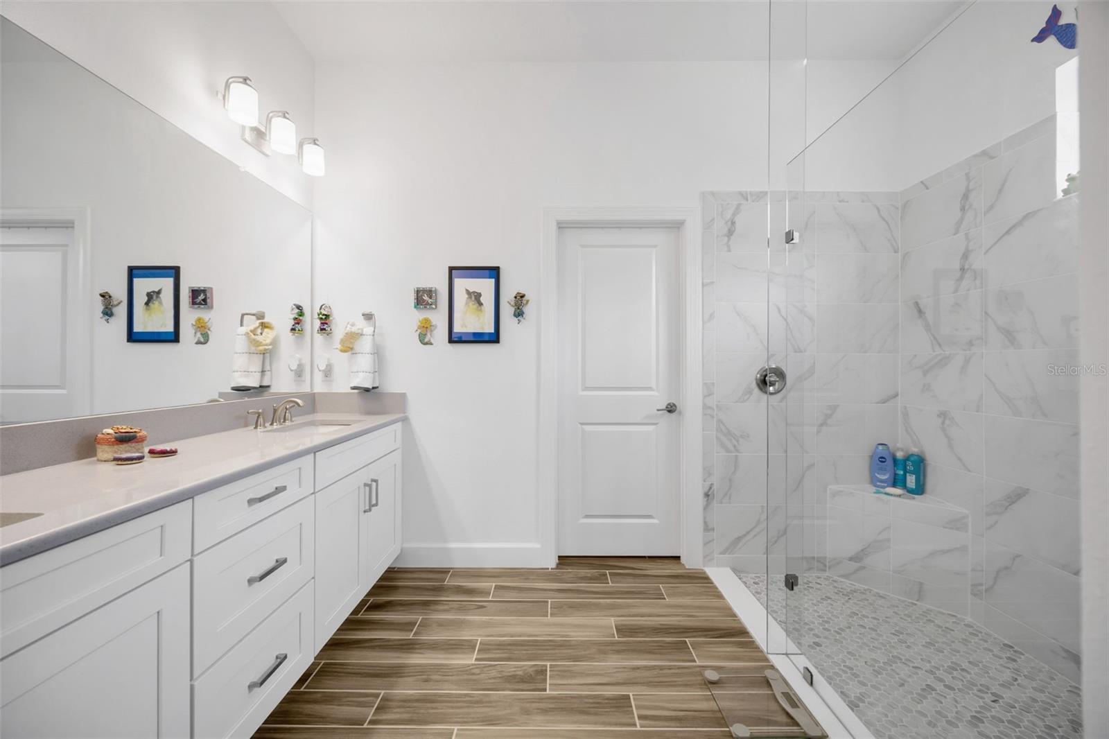 Listing photo id 25 for 4831 Rosatti Road