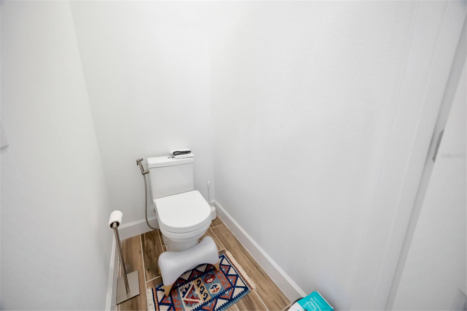 Listing photo id 29 for 4831 Rosatti Road