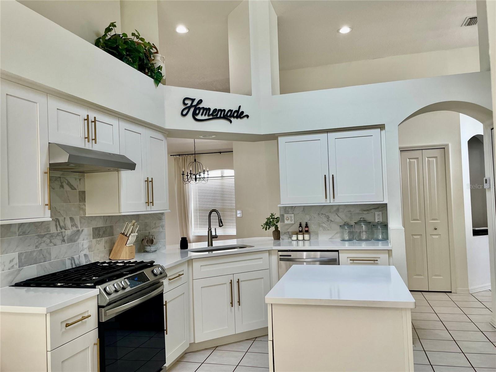 Image 3 of 42 For 29228 Yarrow Drive