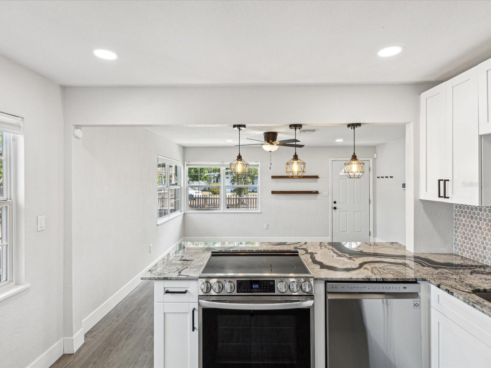 Image 7 of 37 For 6436 2nd Avenue S