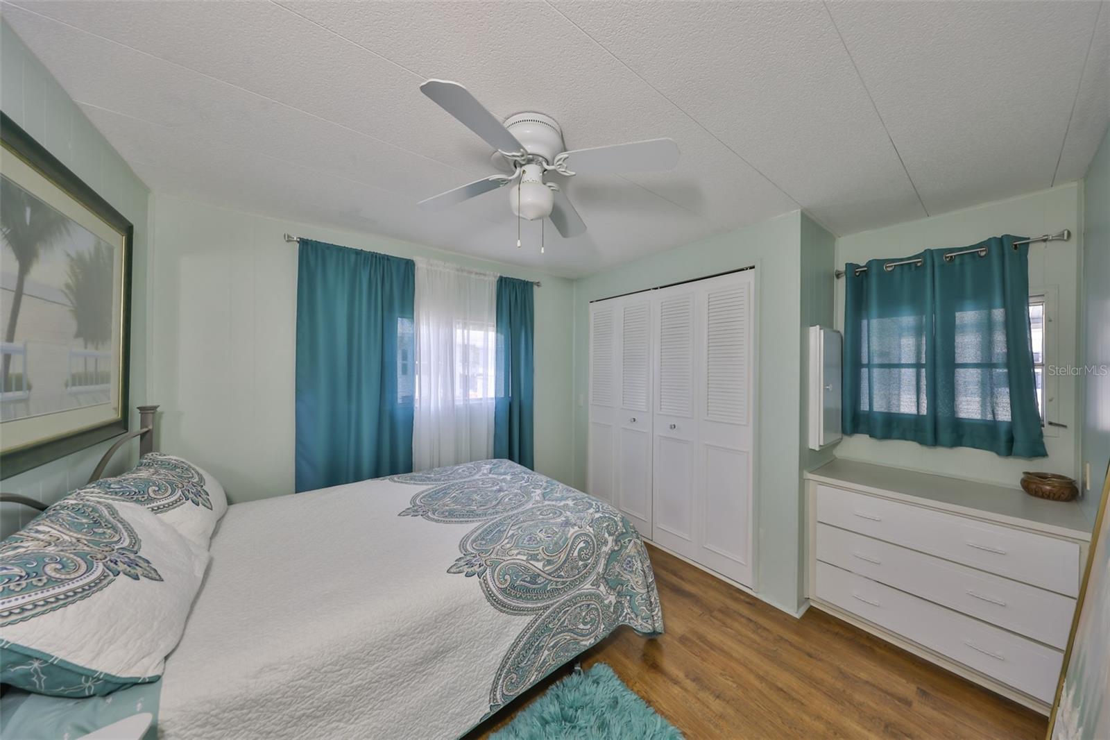 Image 17 of 32 For 23 Pindo Palm Street E