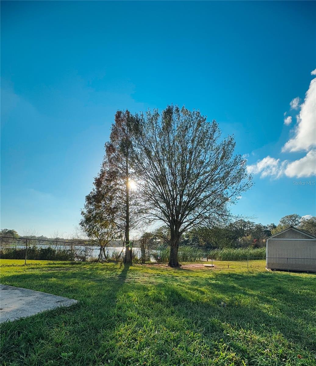 Image 41 of 51 For 916 Shangri La Drive