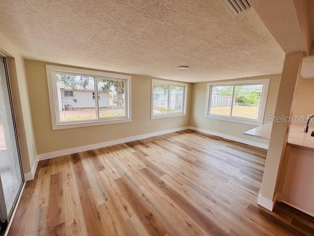 Image 10 of 23 For 6046 7th Avenue
