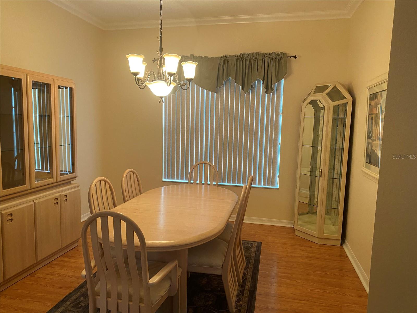 Image 5 of 30 For 10422 Moshie Lane