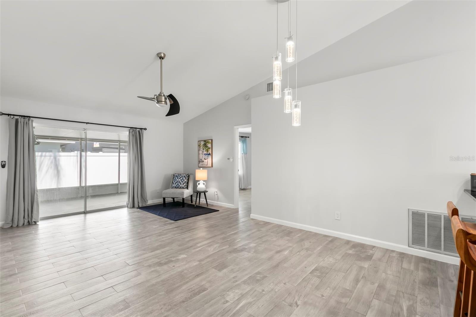 Image 8 of 29 For 1463 Brier Court