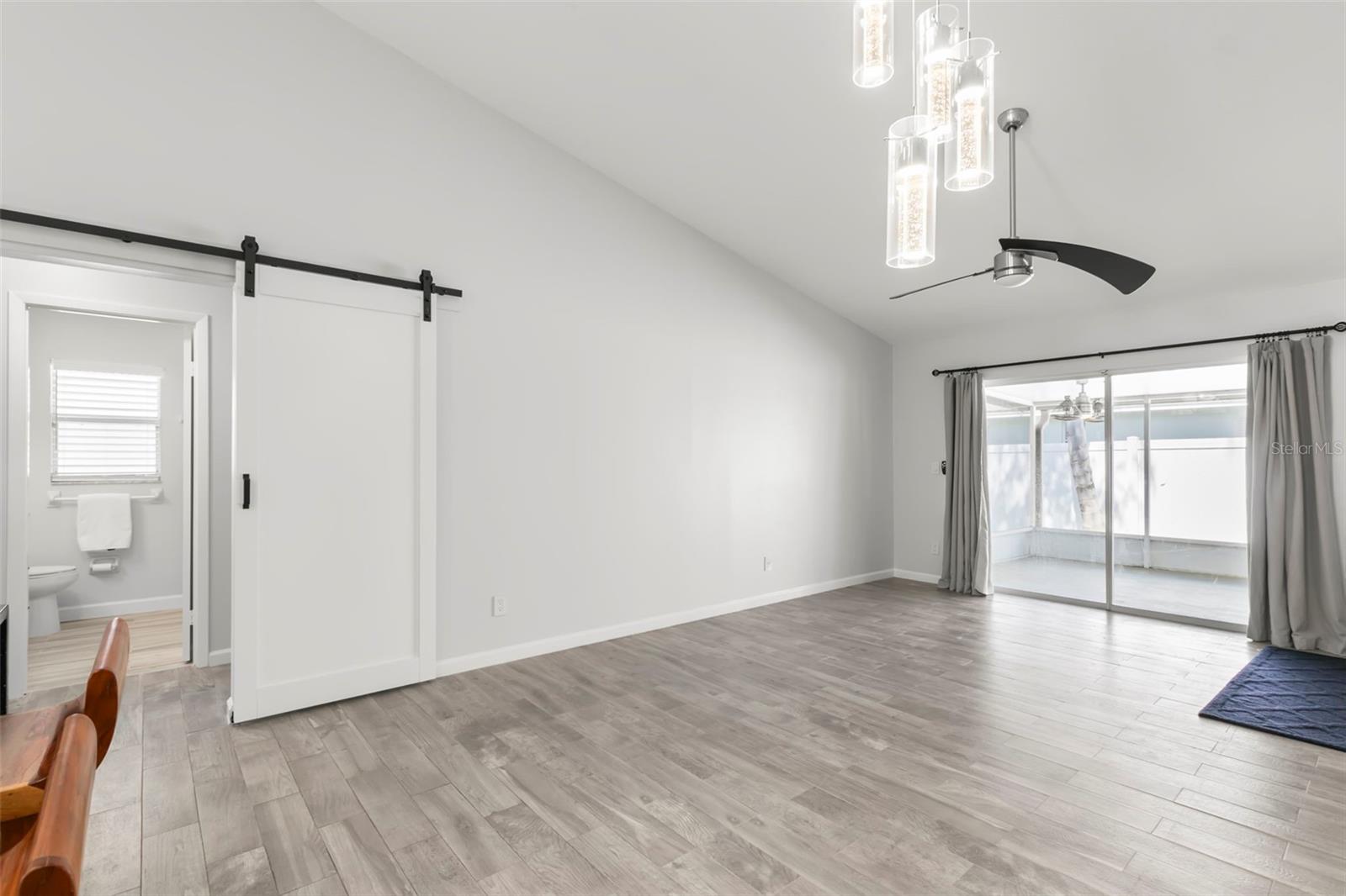 Image 9 of 29 For 1463 Brier Court