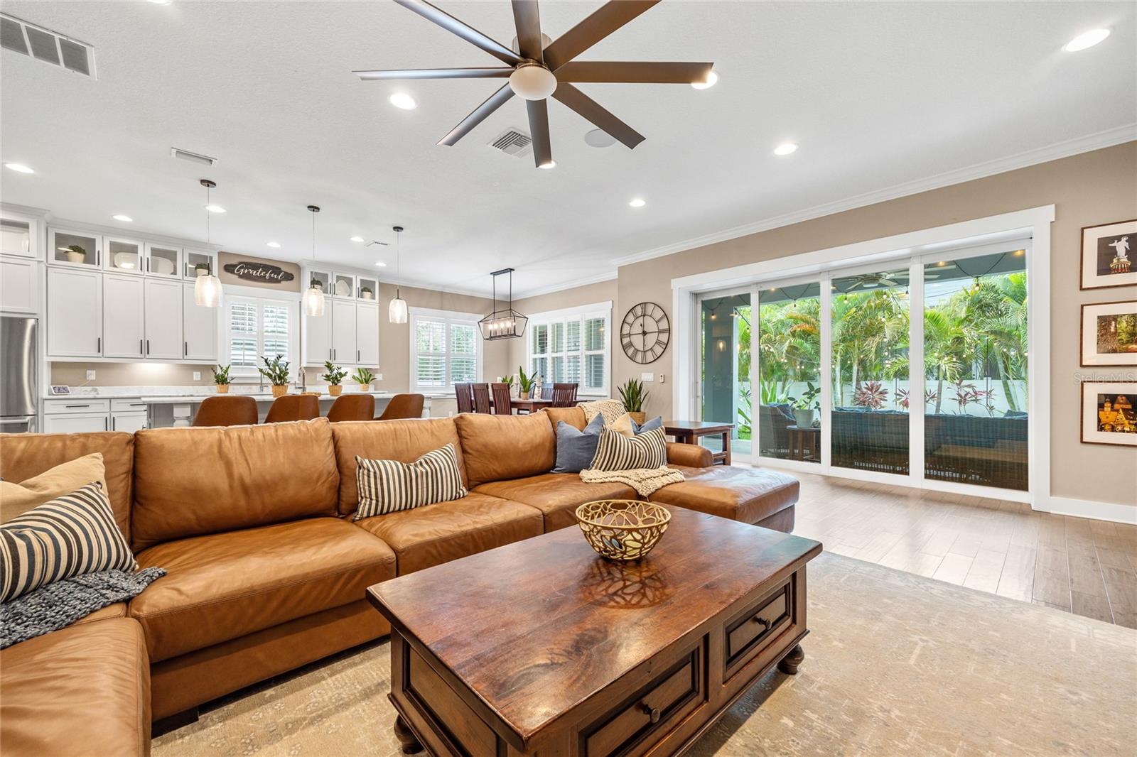Image 13 of 42 For 3611 Royal Palm Circle