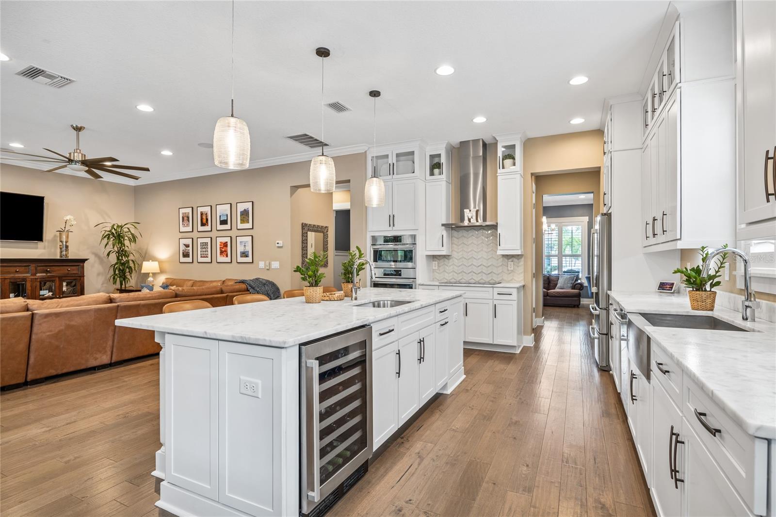 Image 16 of 42 For 3611 Royal Palm Circle