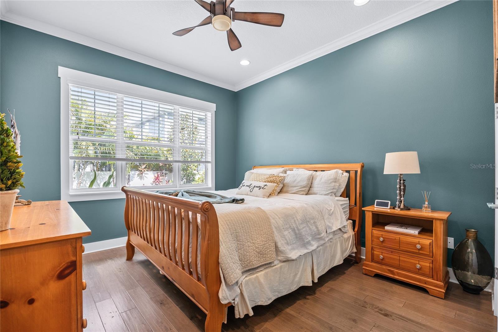 Image 17 of 42 For 3611 Royal Palm Circle