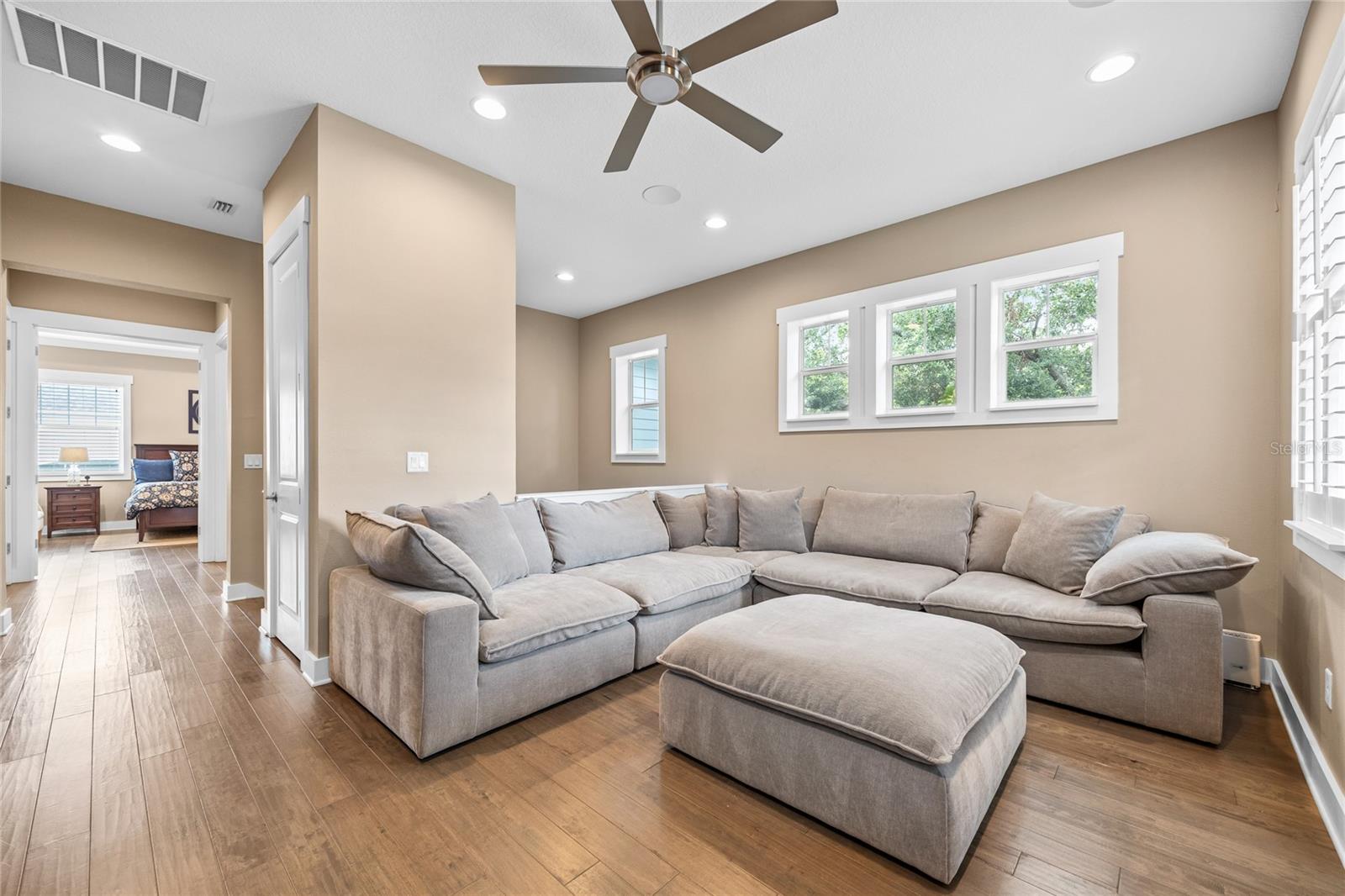 Image 20 of 42 For 3611 Royal Palm Circle