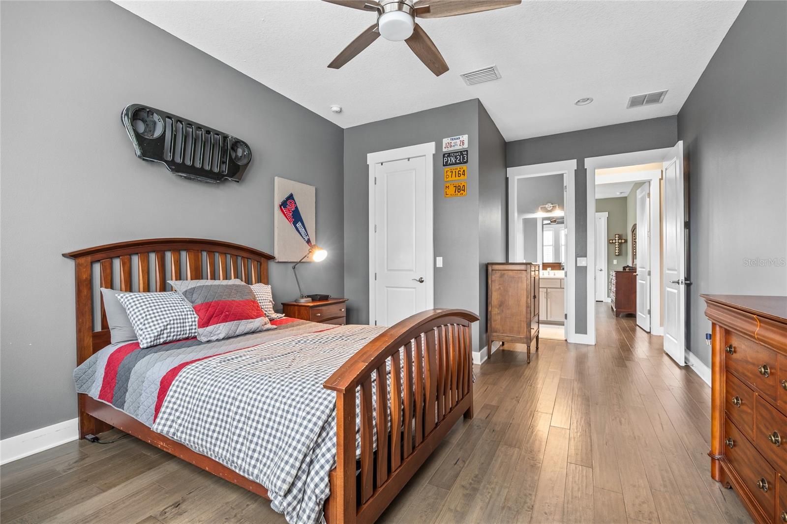 Image 33 of 42 For 3611 Royal Palm Circle