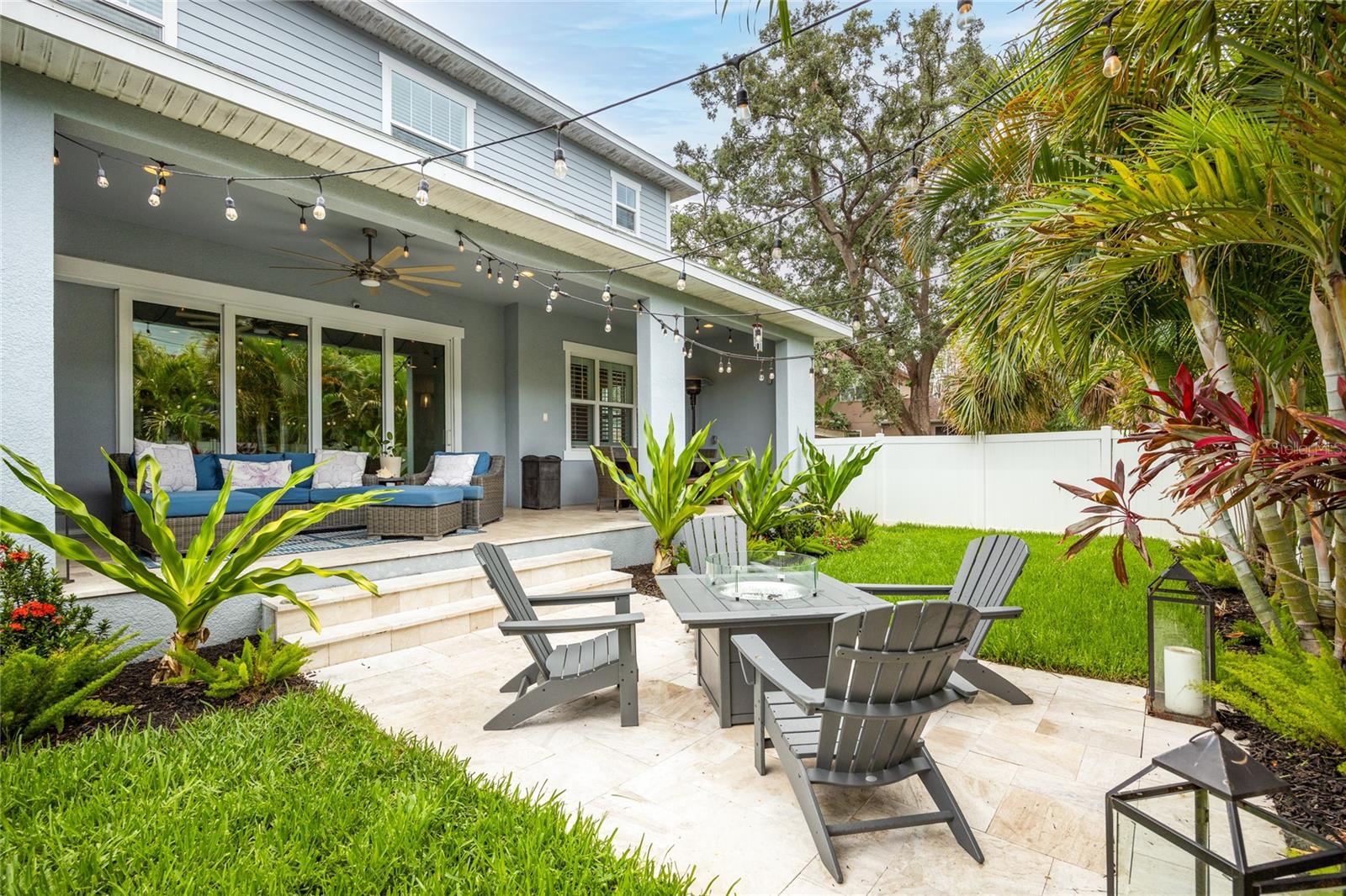 Image 4 of 42 For 3611 Royal Palm Circle