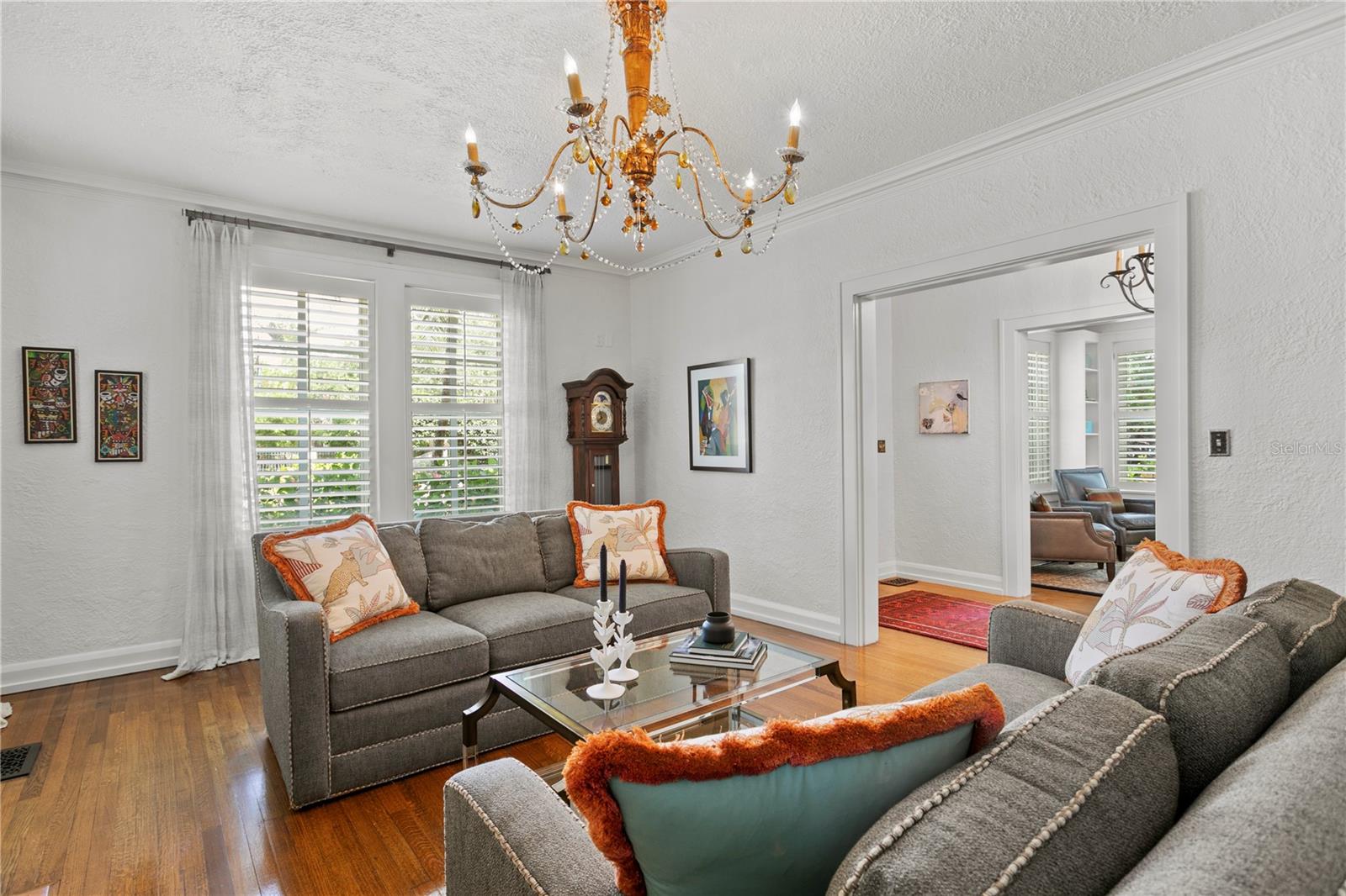 Listing photo id 13 for 136 Davis Boulevard