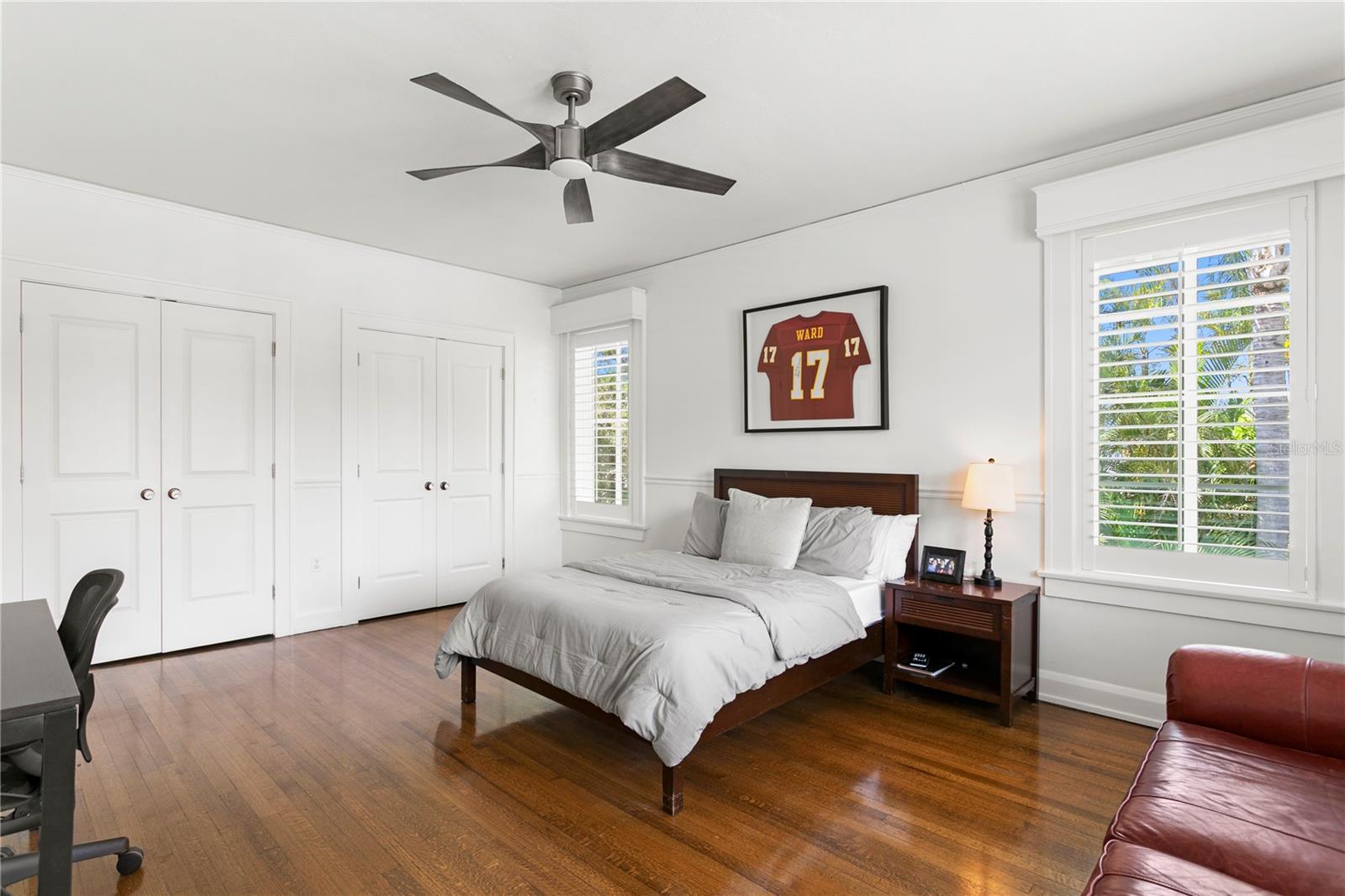 Listing photo id 48 for 136 Davis Boulevard