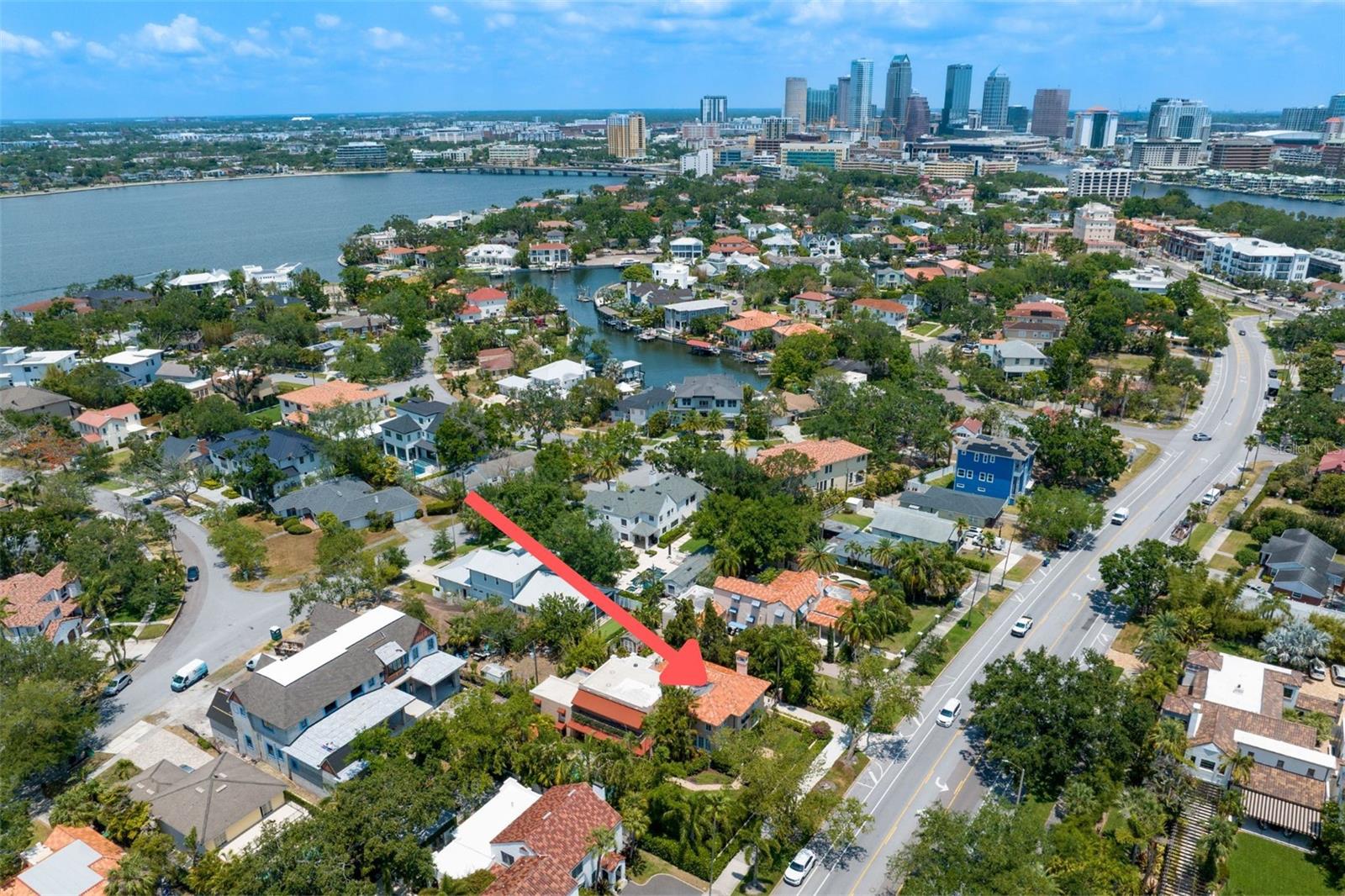 Listing photo id 71 for 136 Davis Boulevard