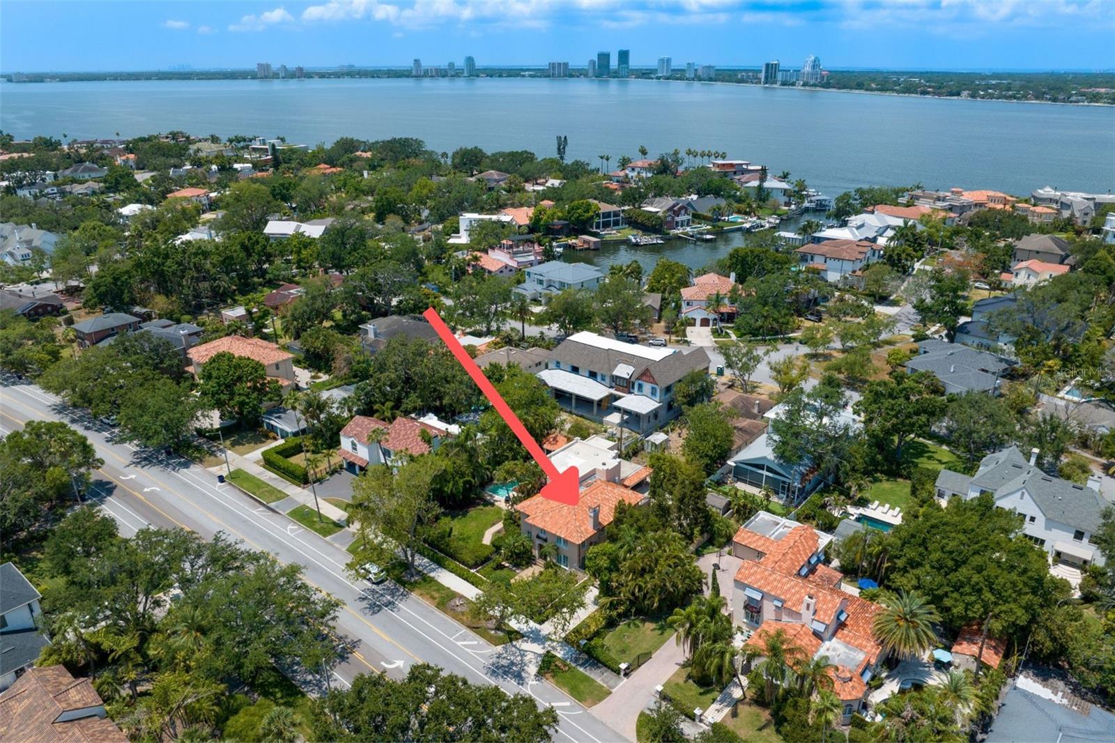 Listing photo id 74 for 136 Davis Boulevard