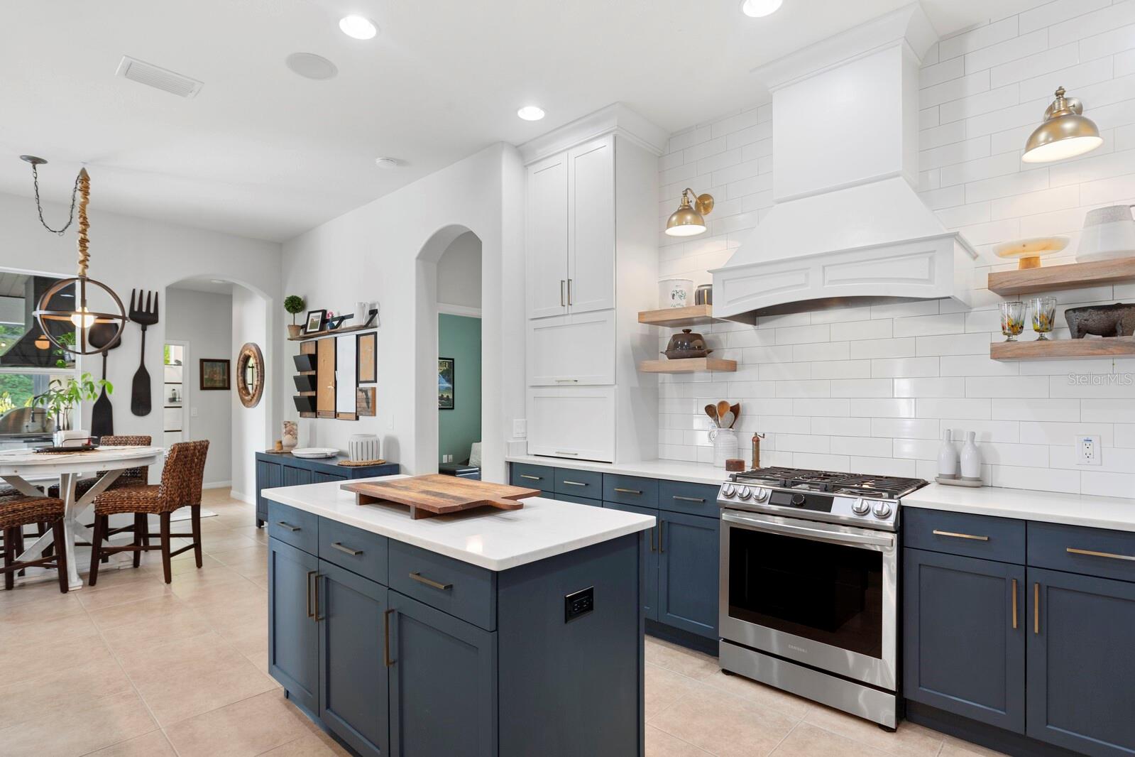 Image 12 of 68 For 14851 Tudor Chase Drive