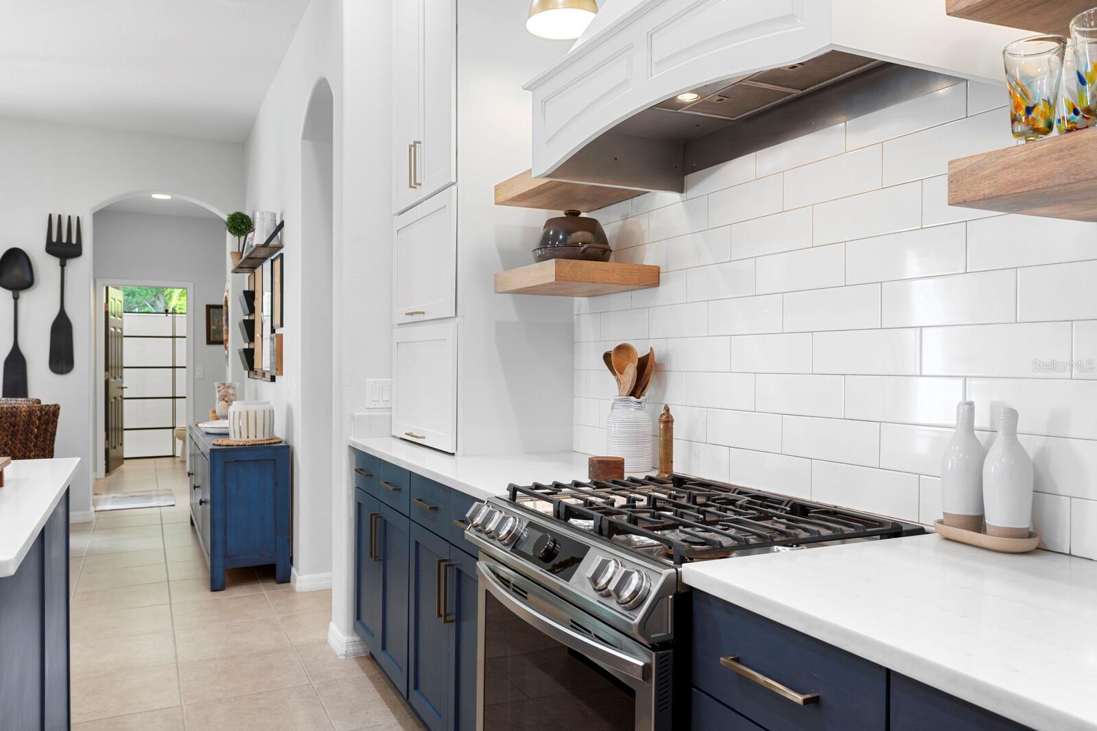 Image 14 of 68 For 14851 Tudor Chase Drive