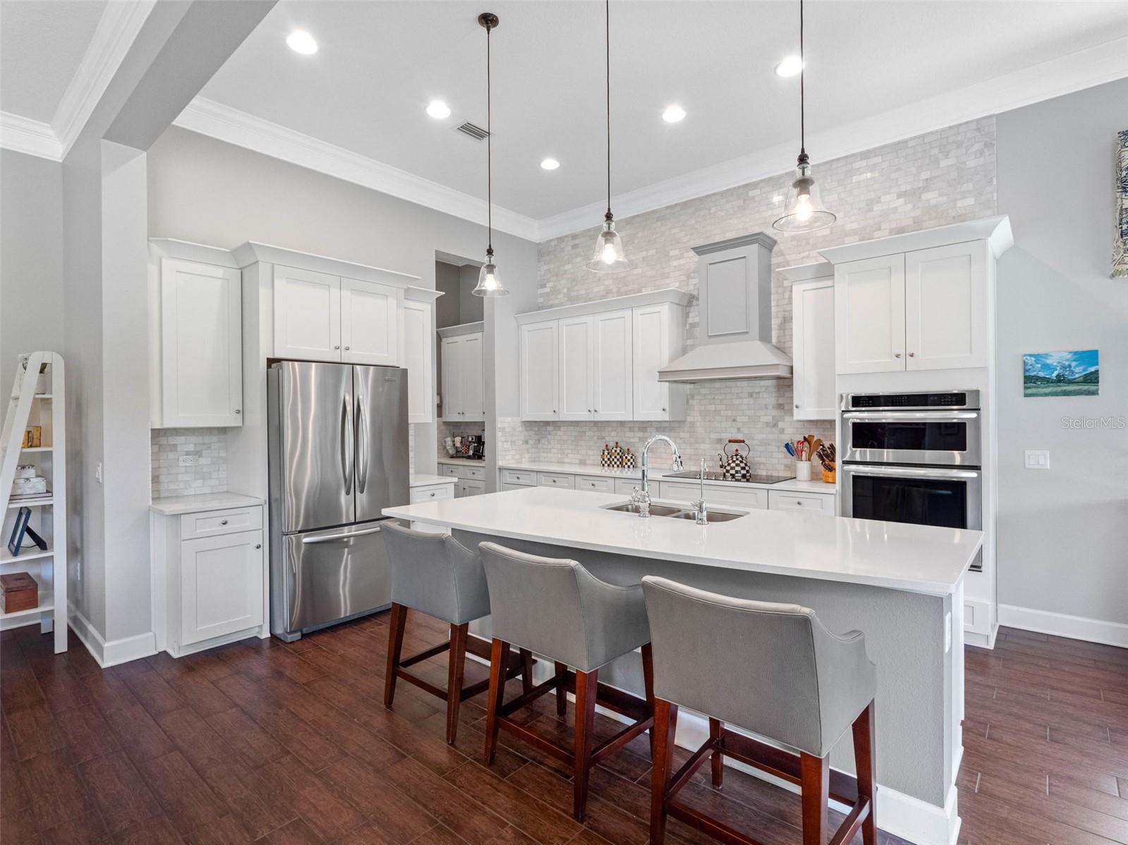 Listing photo id 11 for 1104 Isobel Reserve Lane