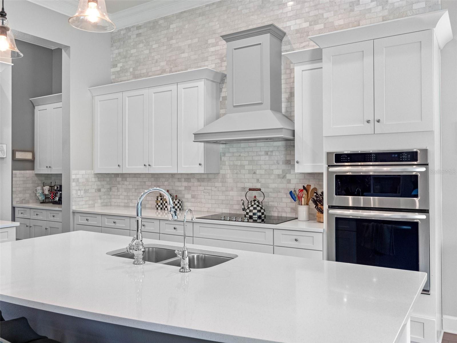 Listing photo id 15 for 1104 Isobel Reserve Lane