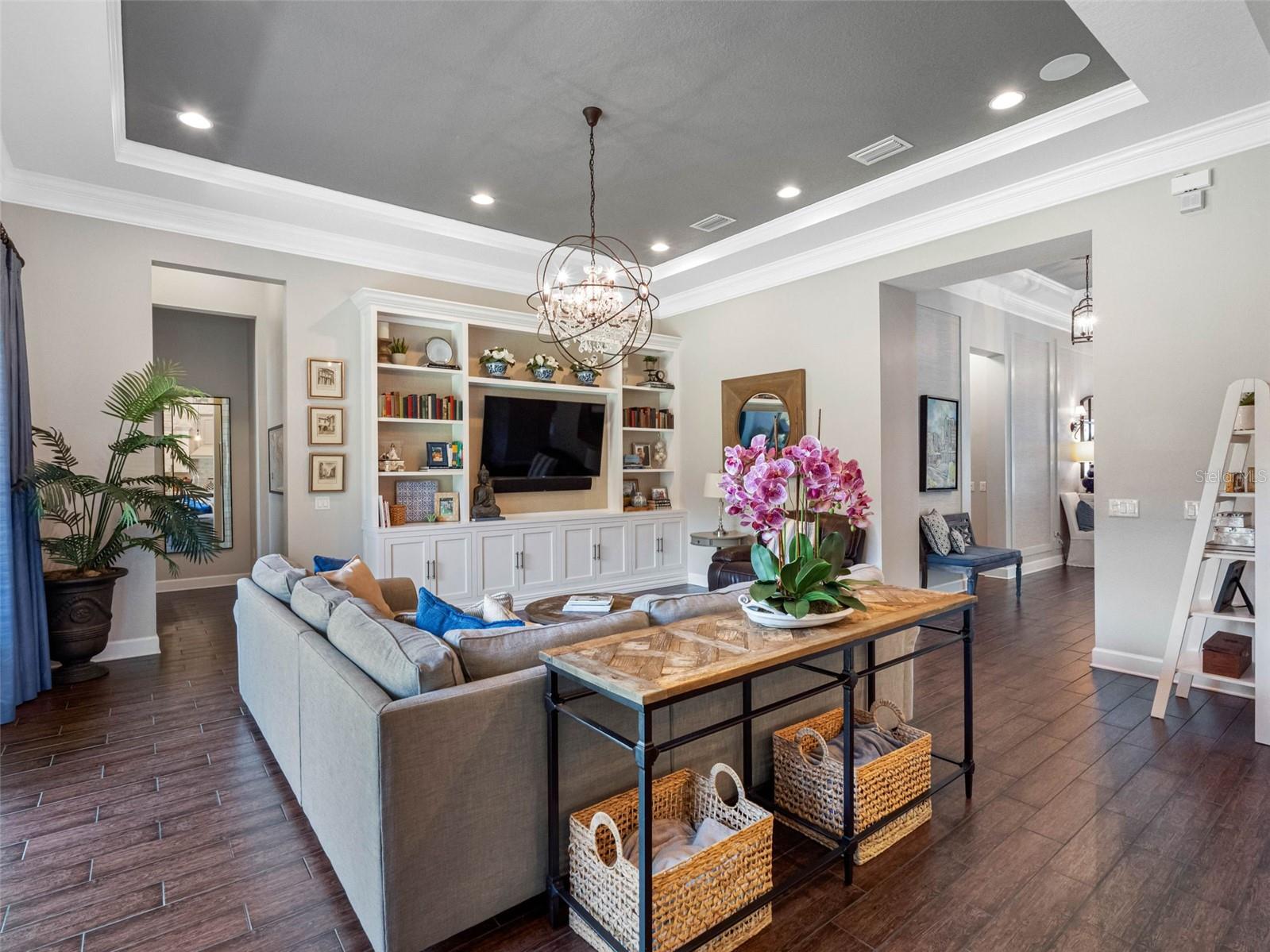 Listing photo id 19 for 1104 Isobel Reserve Lane