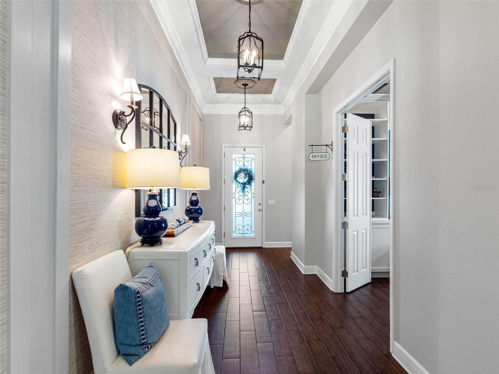 Listing photo id 3 for 1104 Isobel Reserve Lane