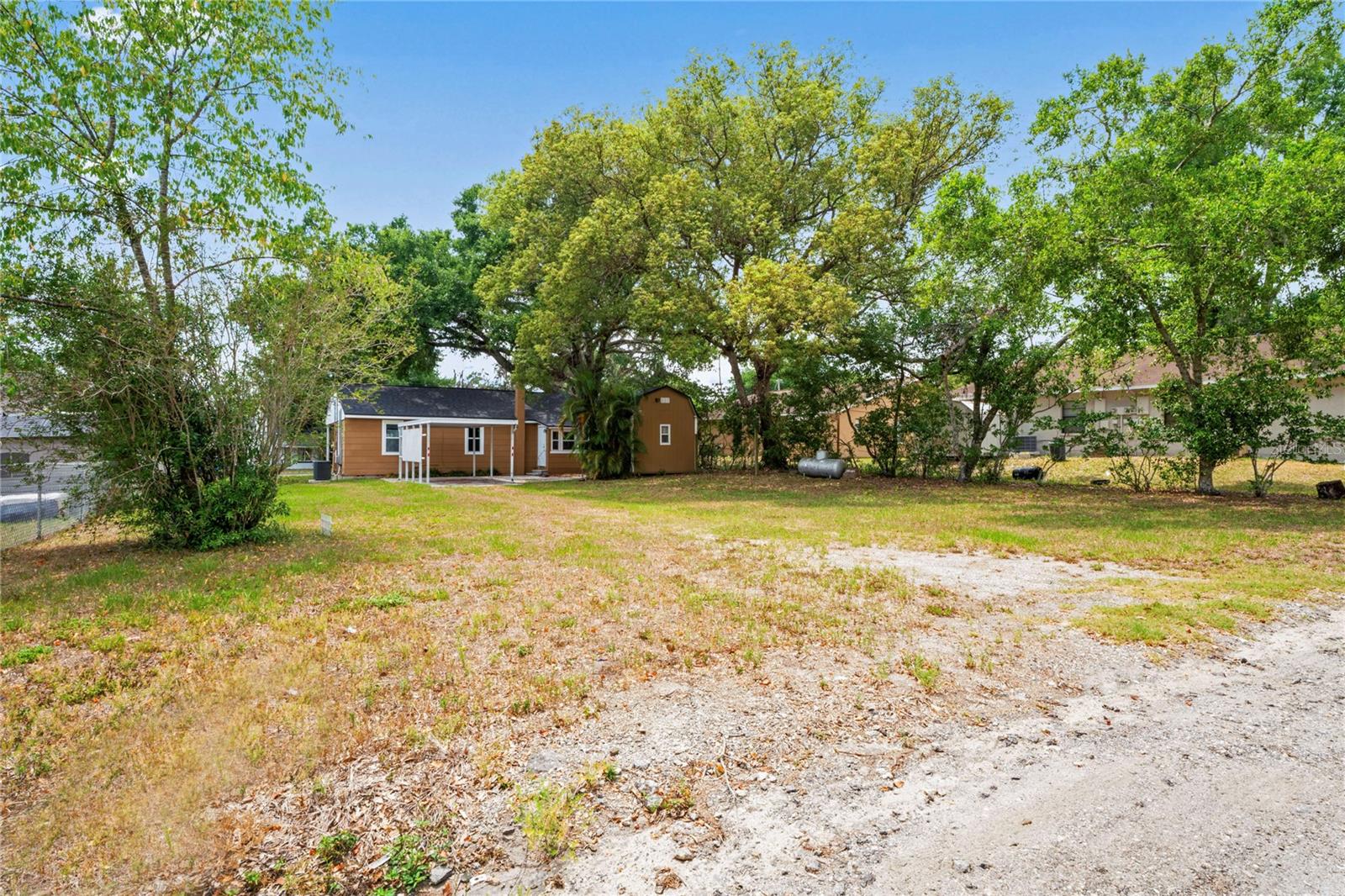 Image 23 of 43 For 5042 8th Street