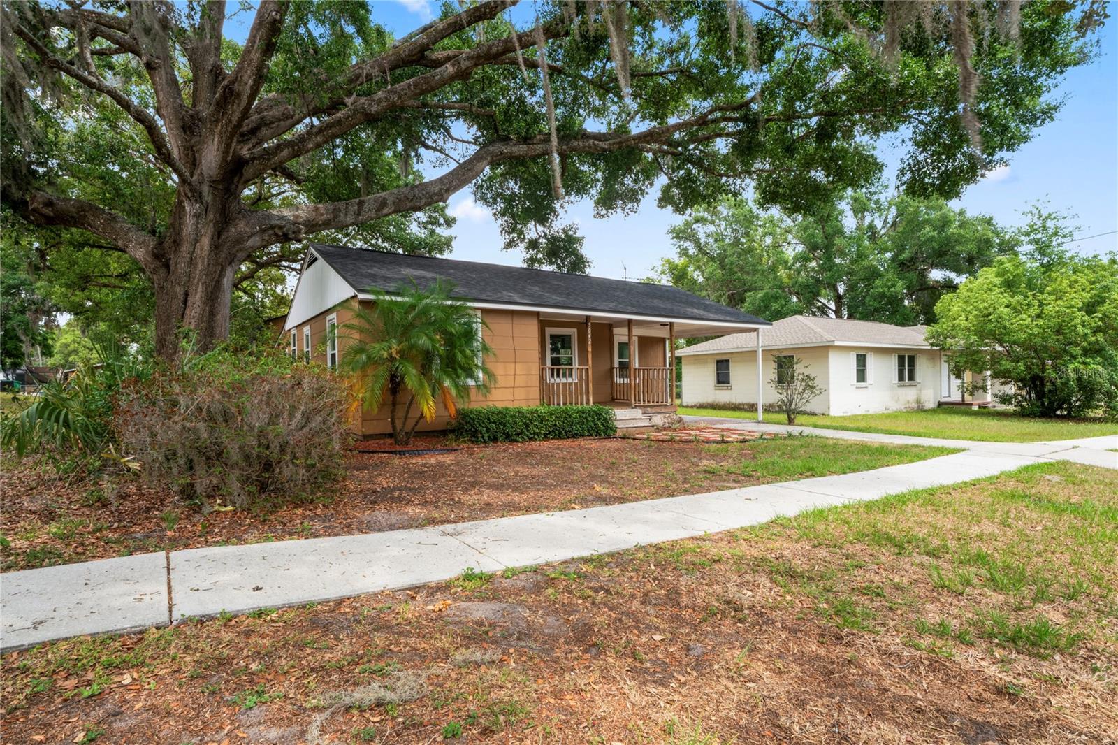 Image 35 of 43 For 5042 8th Street