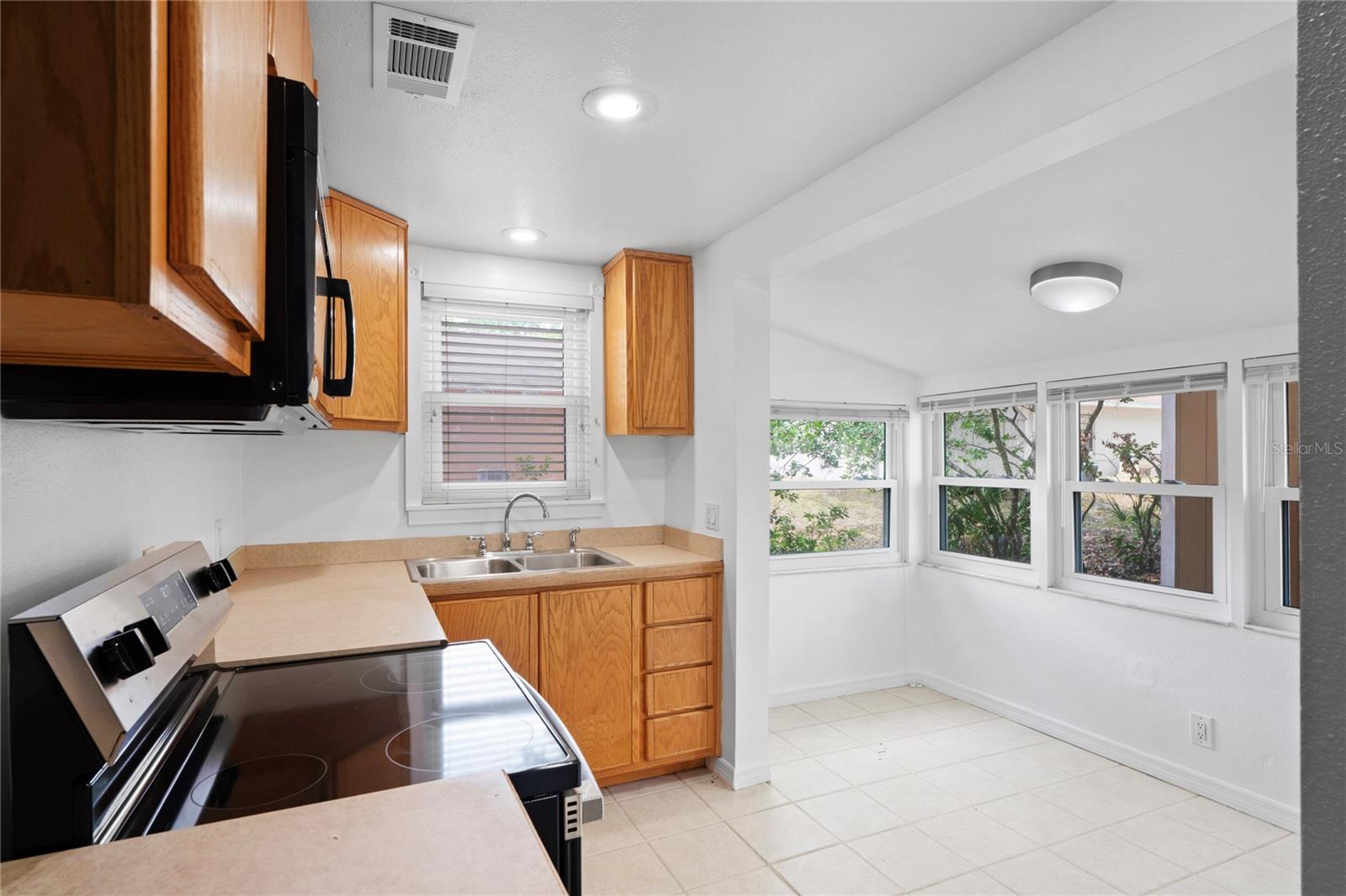 Image 8 of 43 For 5042 8th Street