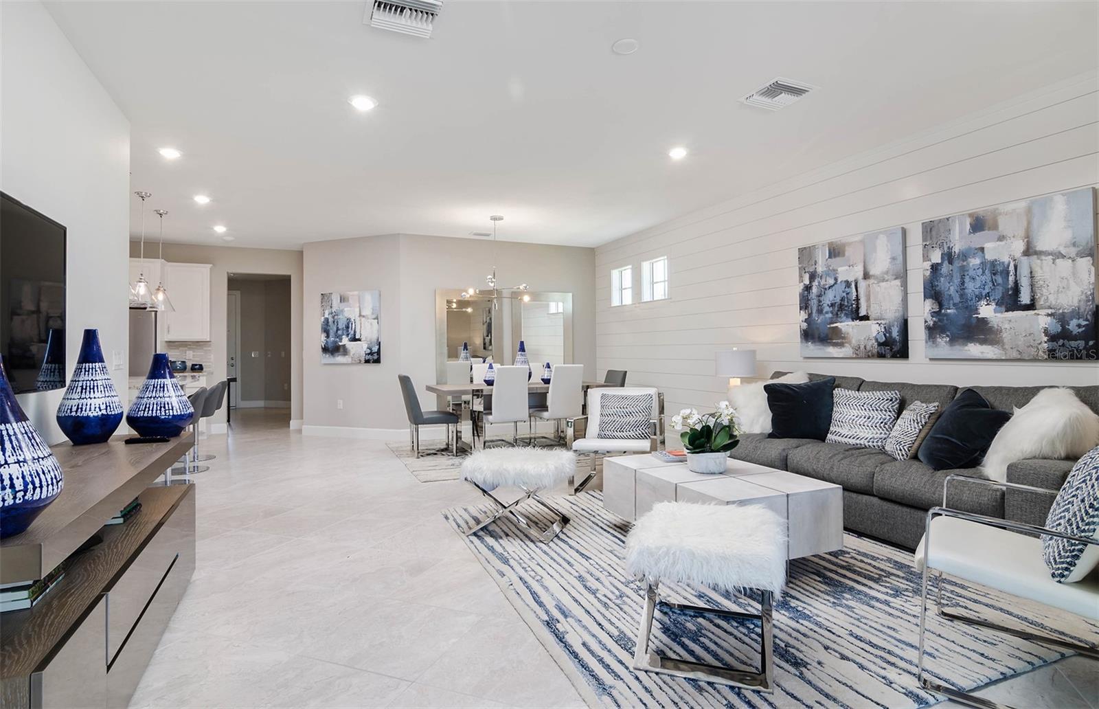 Image 9 of 37 For 7625 Highgrove Avenue