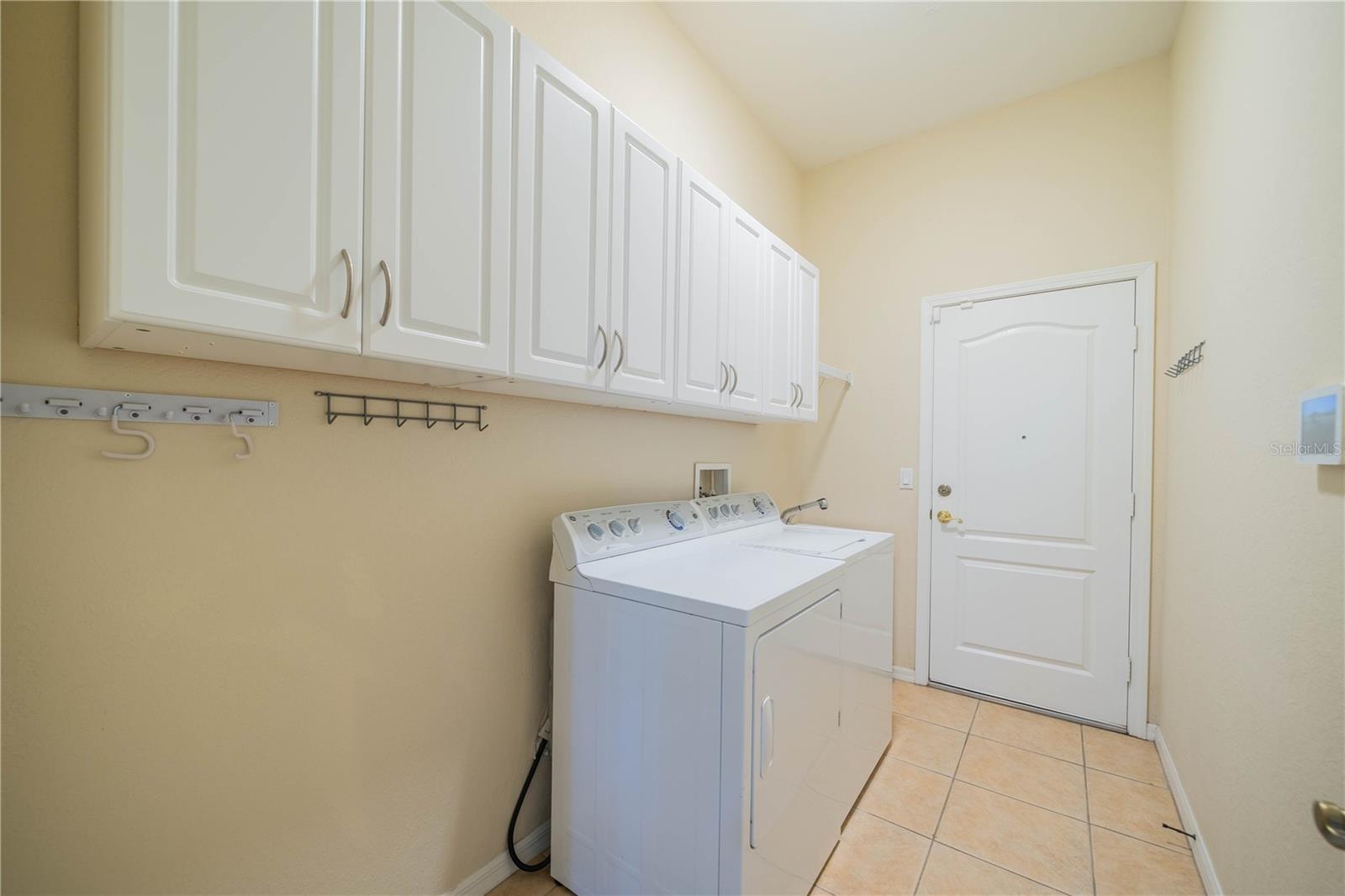 Image 43 of 73 For 445 Noble Faire Drive