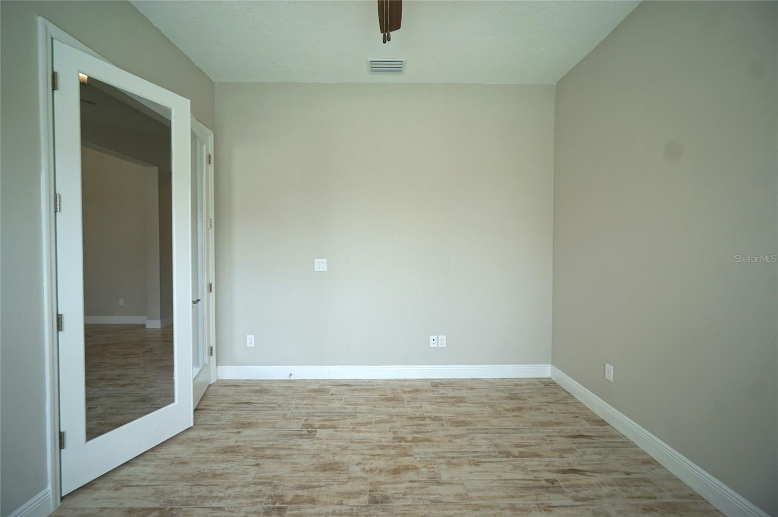 Image 10 of 33 For 14257 Swiss Bridge Drive