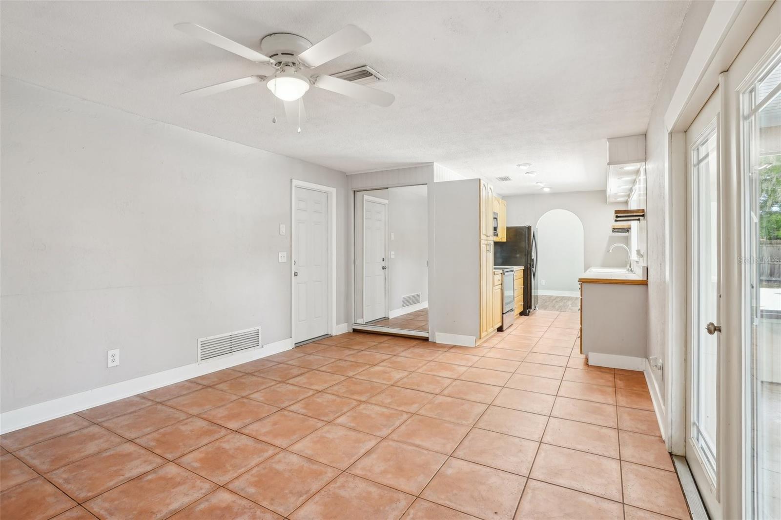 Image 8 of 23 For 520 Hamlet Drive