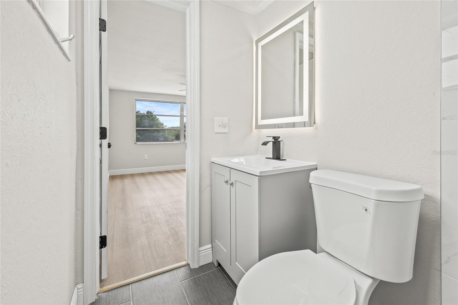 Image 16 of 28 For 3431 Springfield Drive