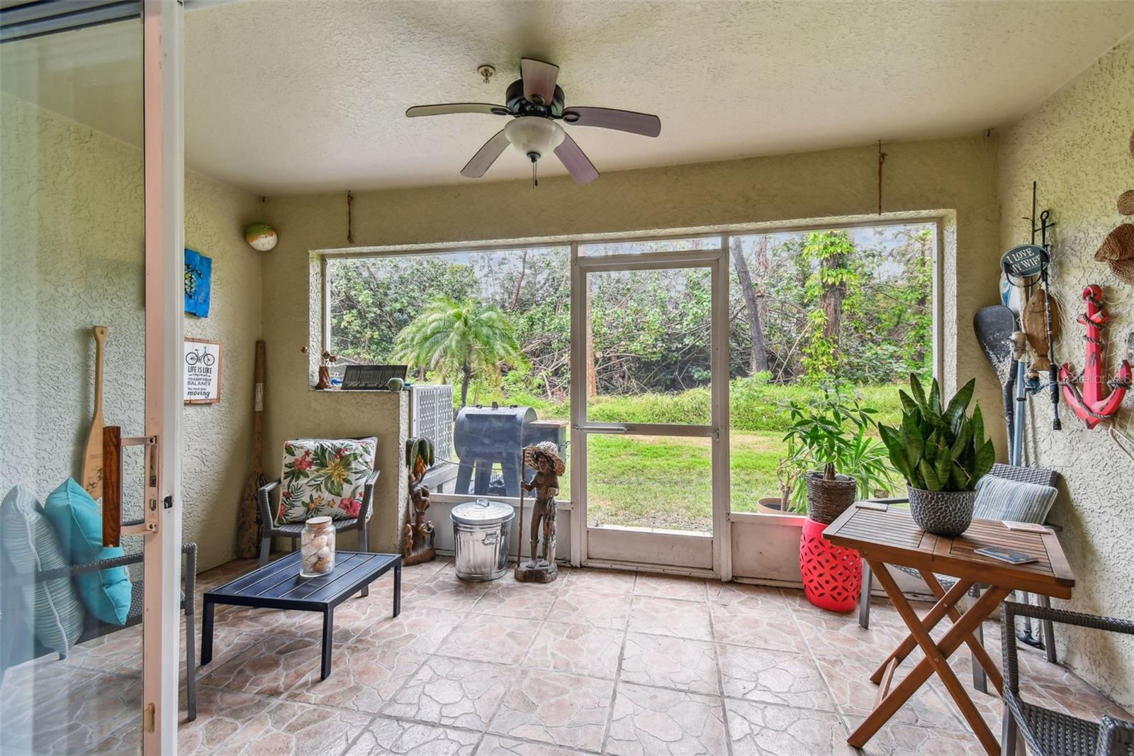 Image 11 of 49 For 11162 Kapok Grand Circle