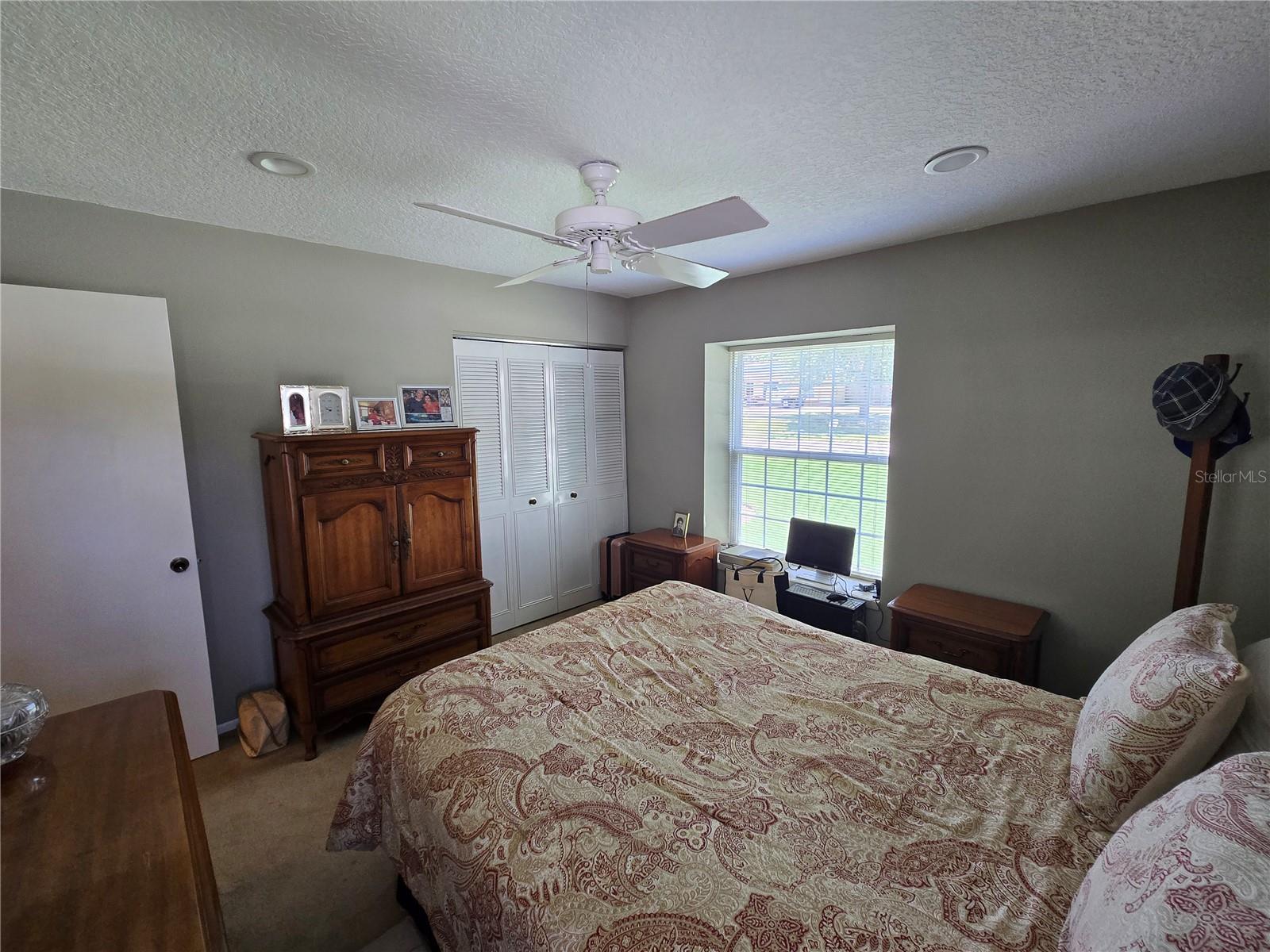 Image 13 of 23 For 827 Creekside Lane