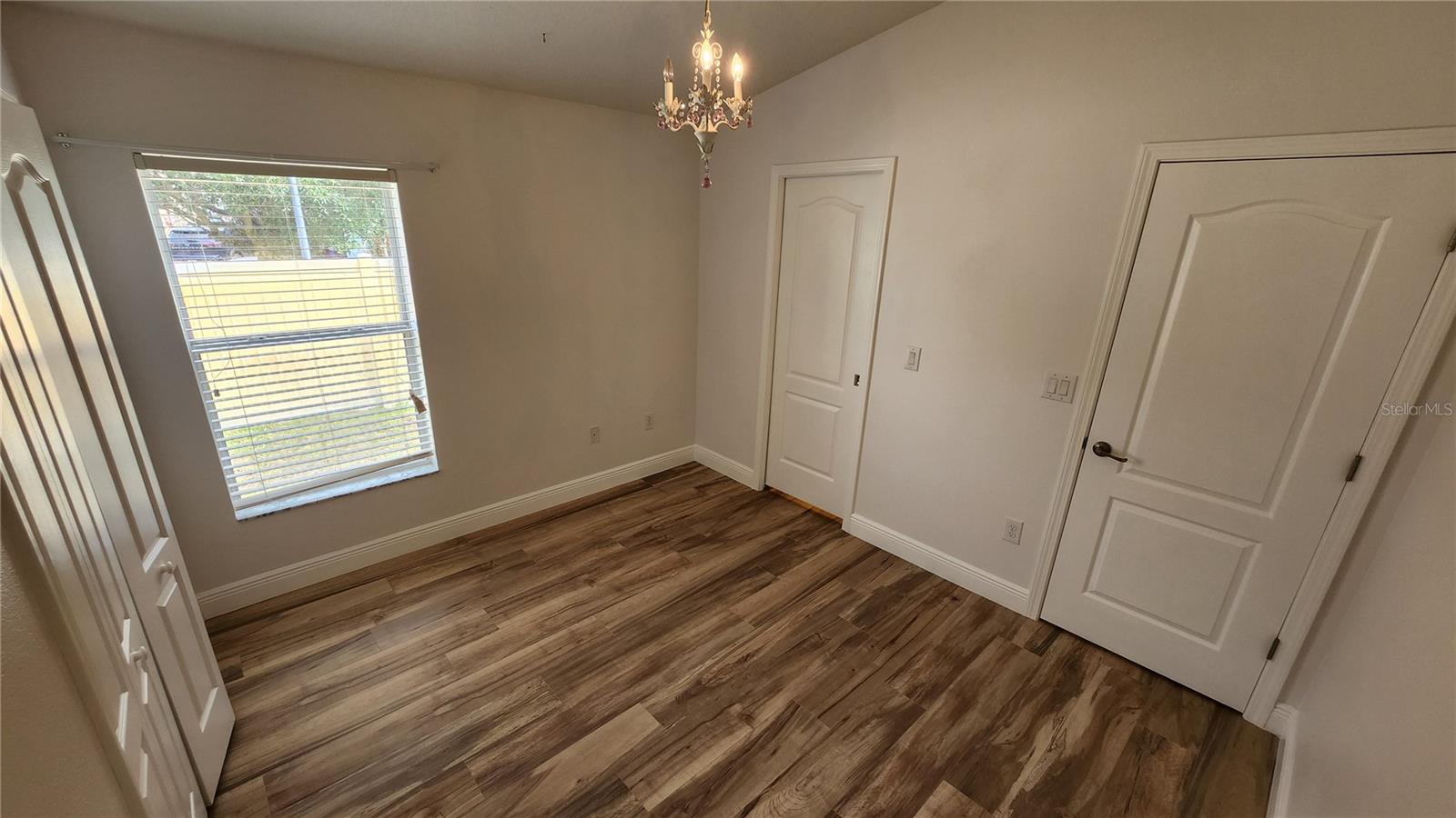 Image 29 of 66 For 11404 Holmbridge Lane