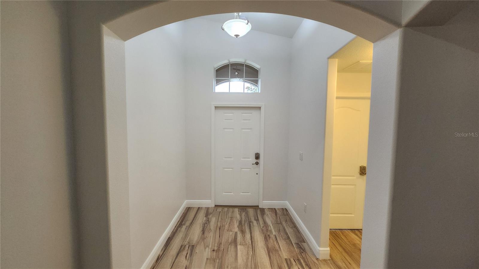 Image 3 of 66 For 11404 Holmbridge Lane
