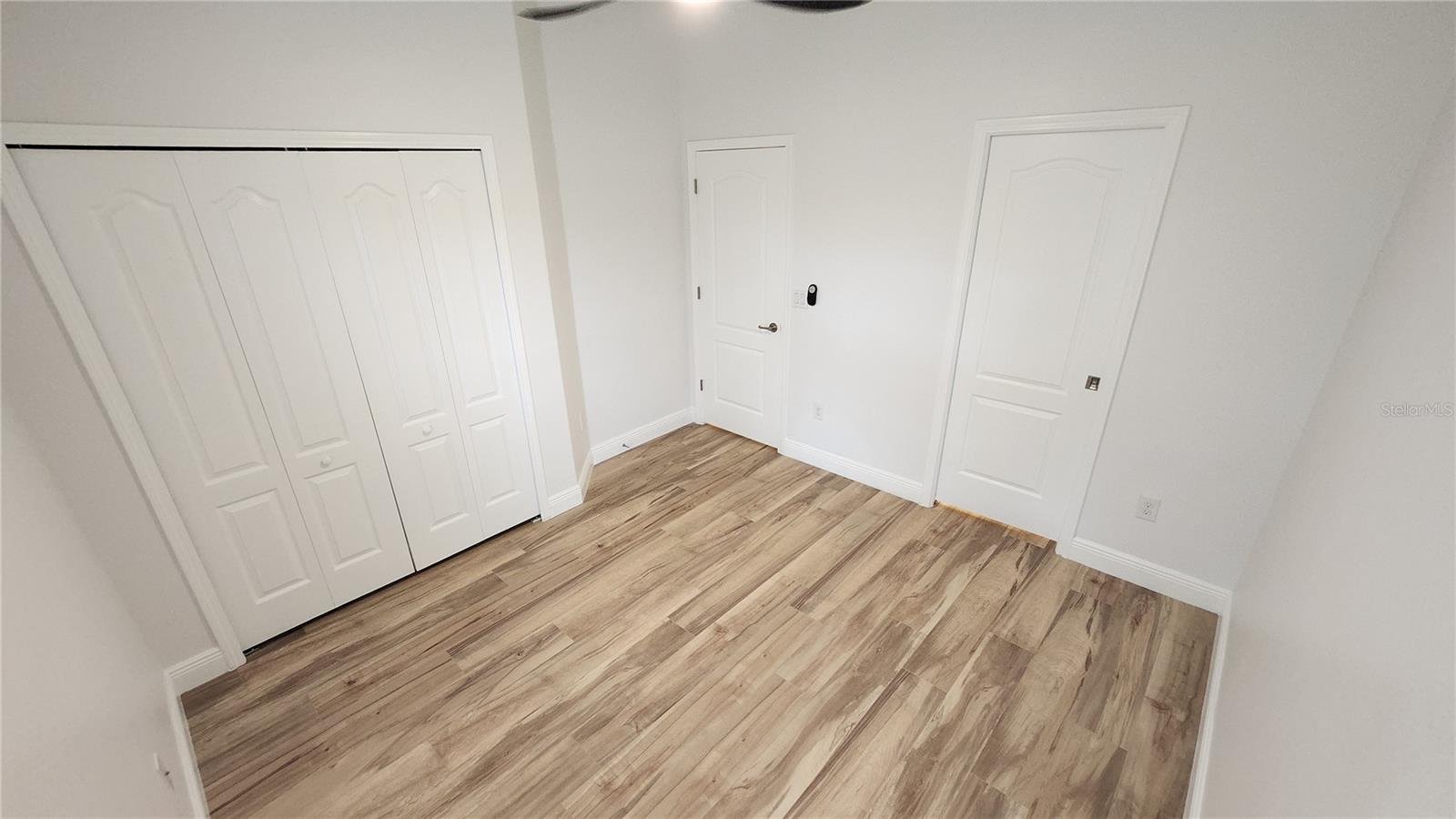 Image 40 of 66 For 11404 Holmbridge Lane