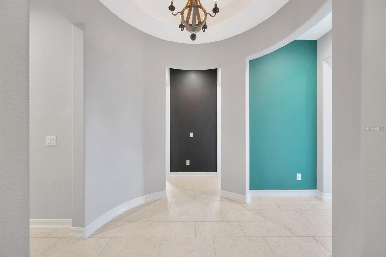 Listing photo id 11 for 4551 Barletta Court