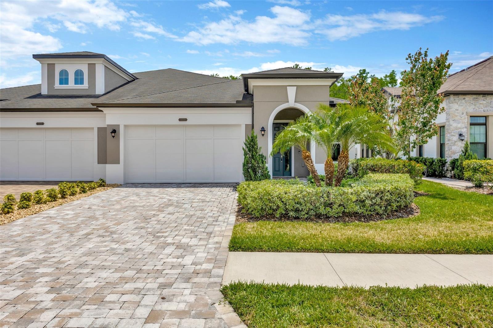 Listing photo id 2 for 4551 Barletta Court