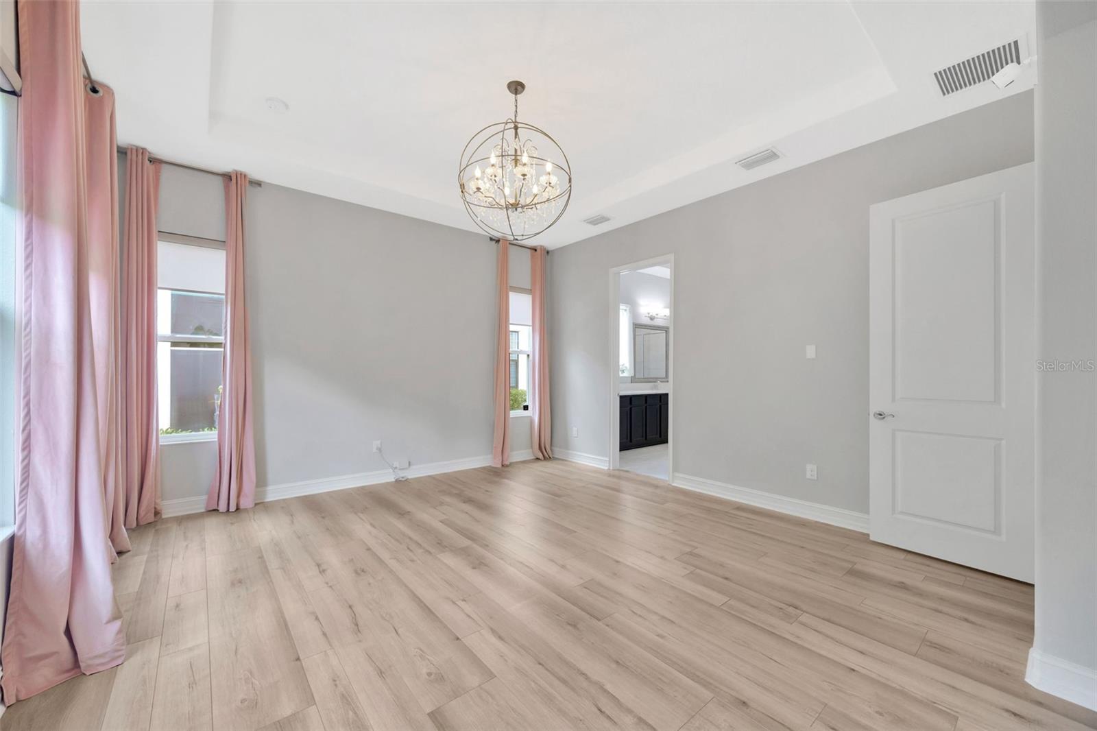 Listing photo id 39 for 4551 Barletta Court