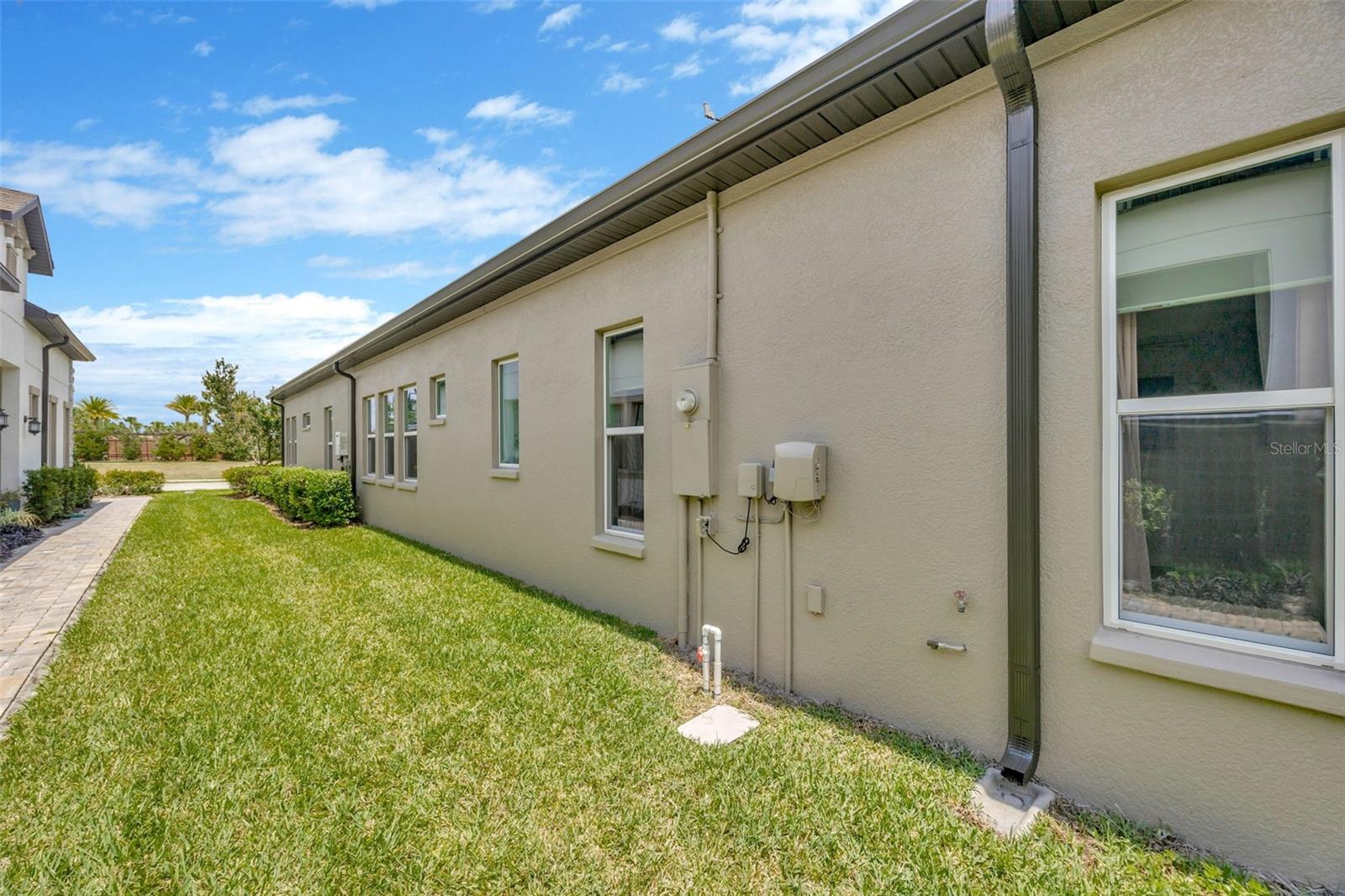 Listing photo id 49 for 4551 Barletta Court