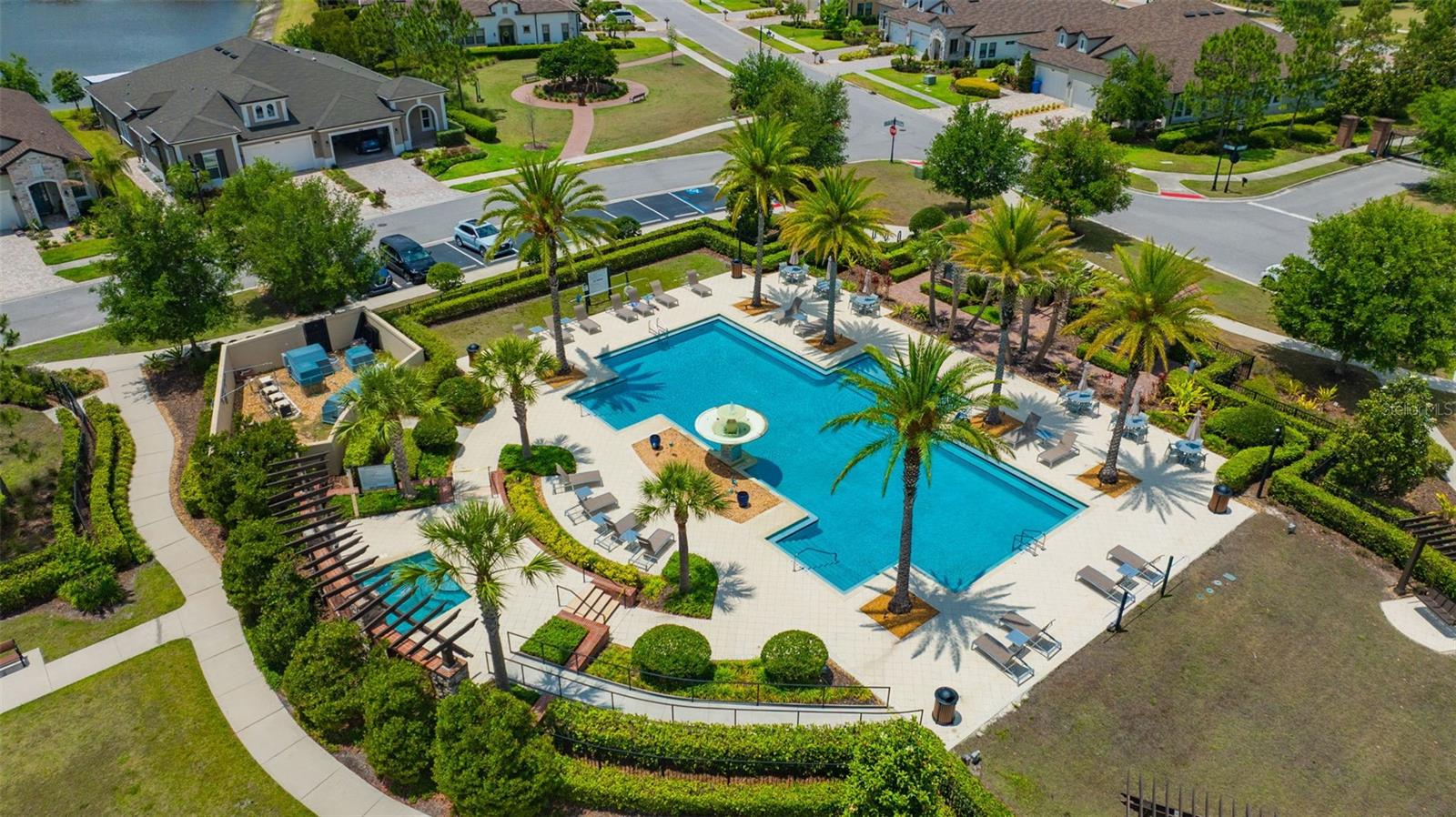 Listing photo id 52 for 4551 Barletta Court