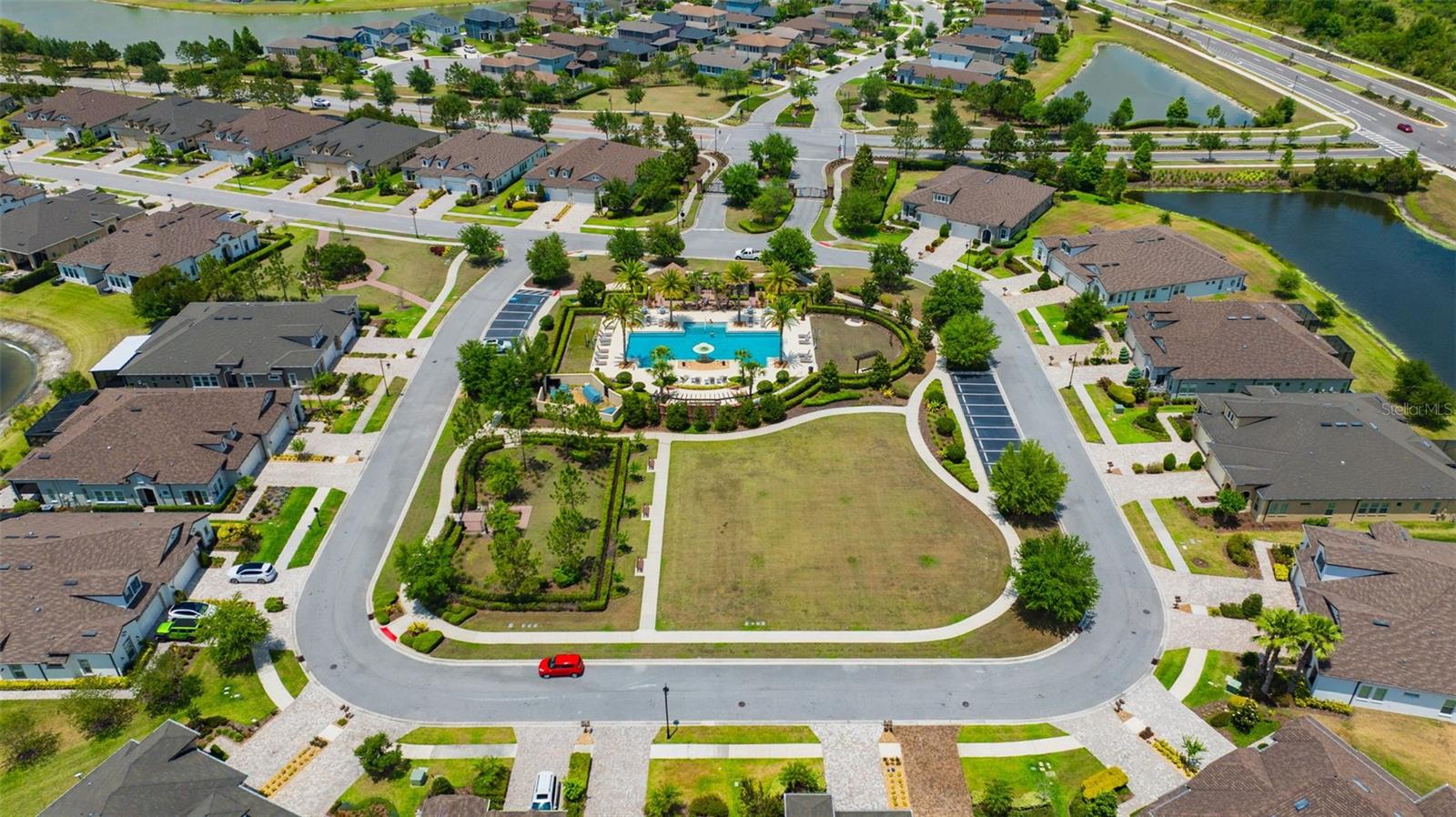 Listing photo id 56 for 4551 Barletta Court