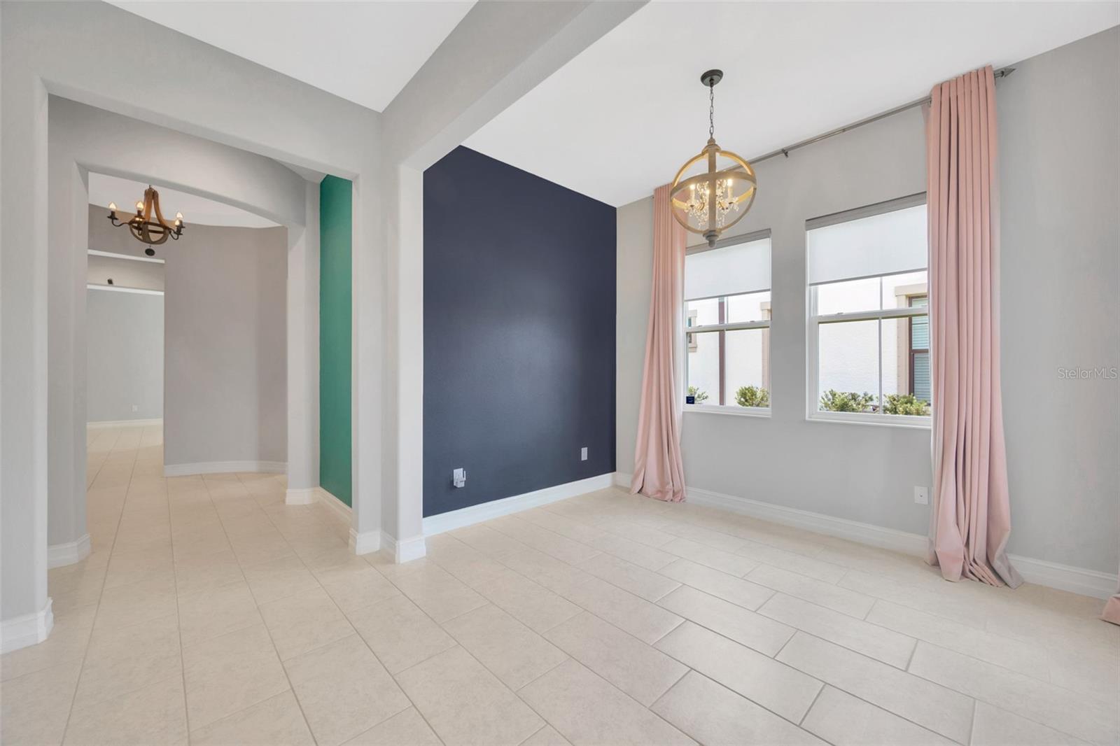 Listing photo id 7 for 4551 Barletta Court