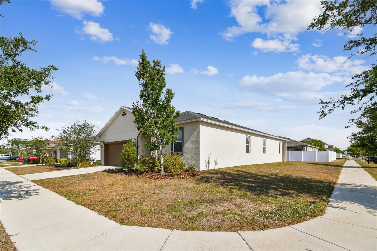 Image 3 of 58 For 10628 Massimo Drive