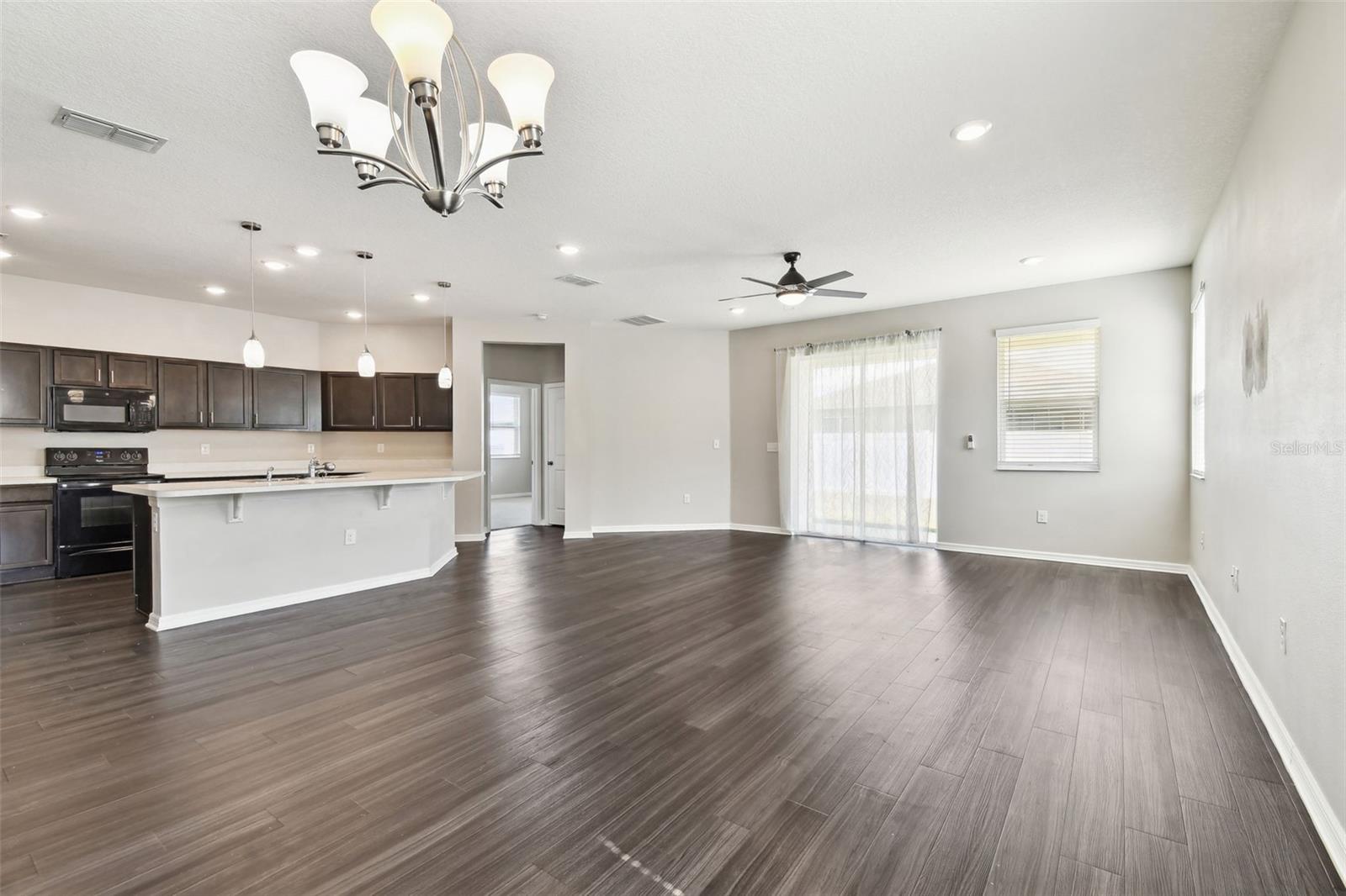 Image 7 of 58 For 10628 Massimo Drive